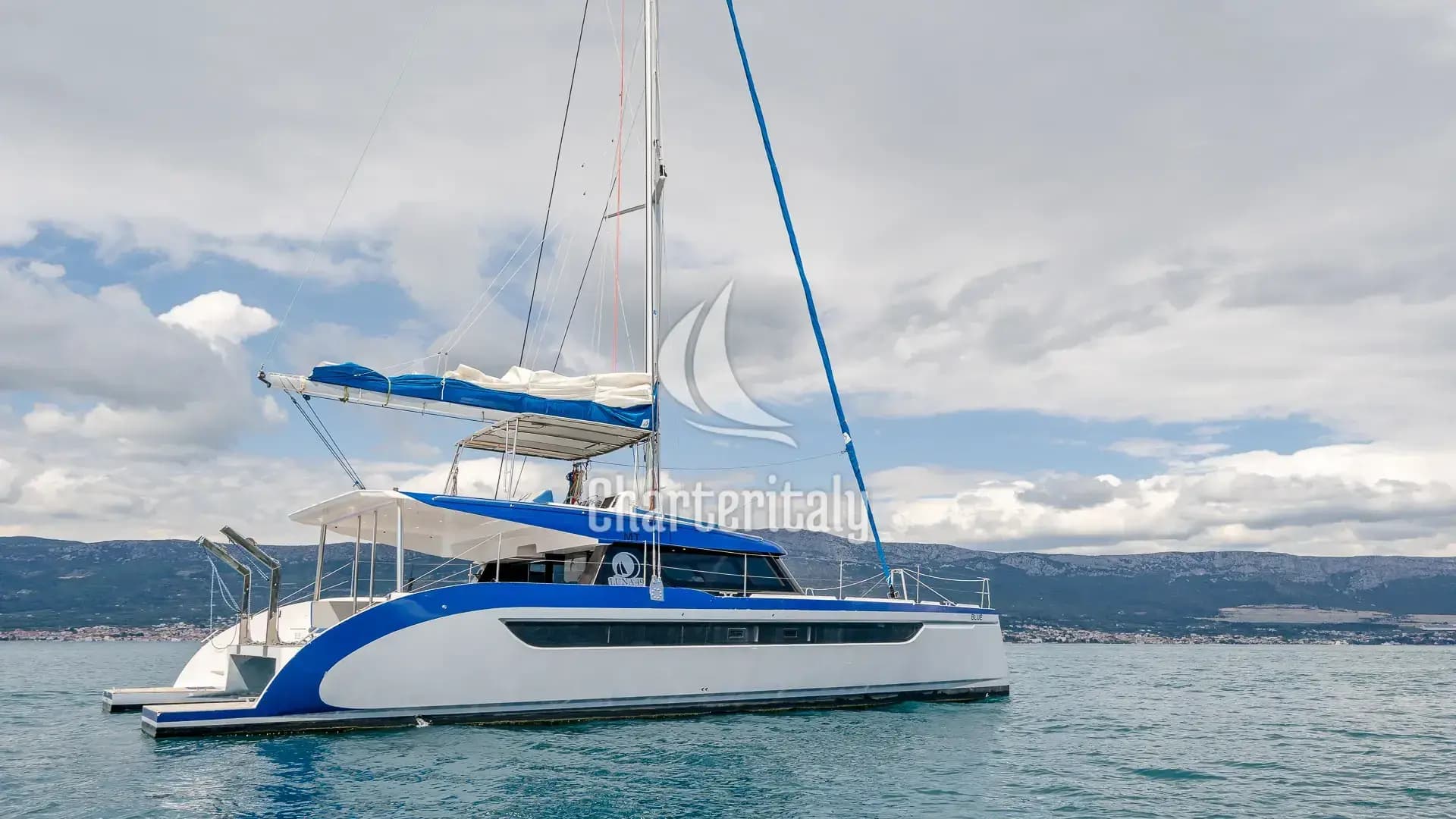 Luna 49 - Blue - 23