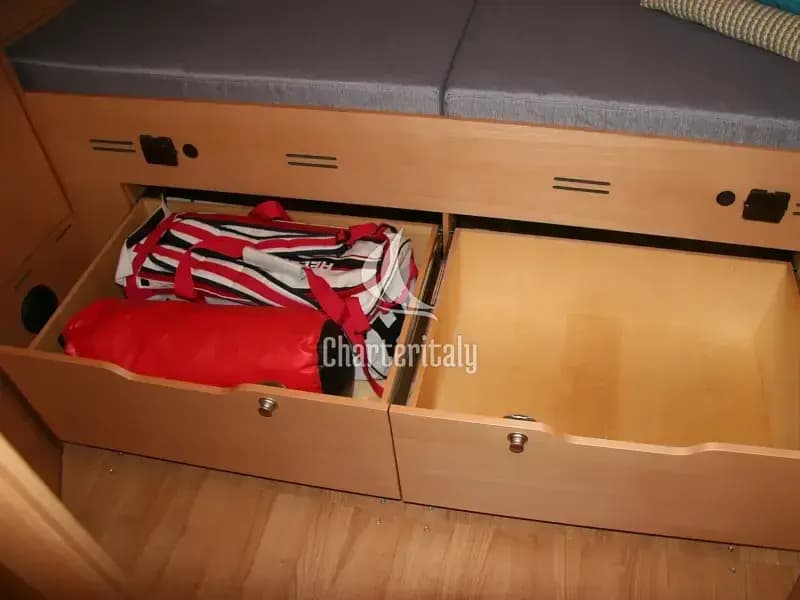 Platinum 989 - Platinum 989 Flybridge (Premiera) - 4
