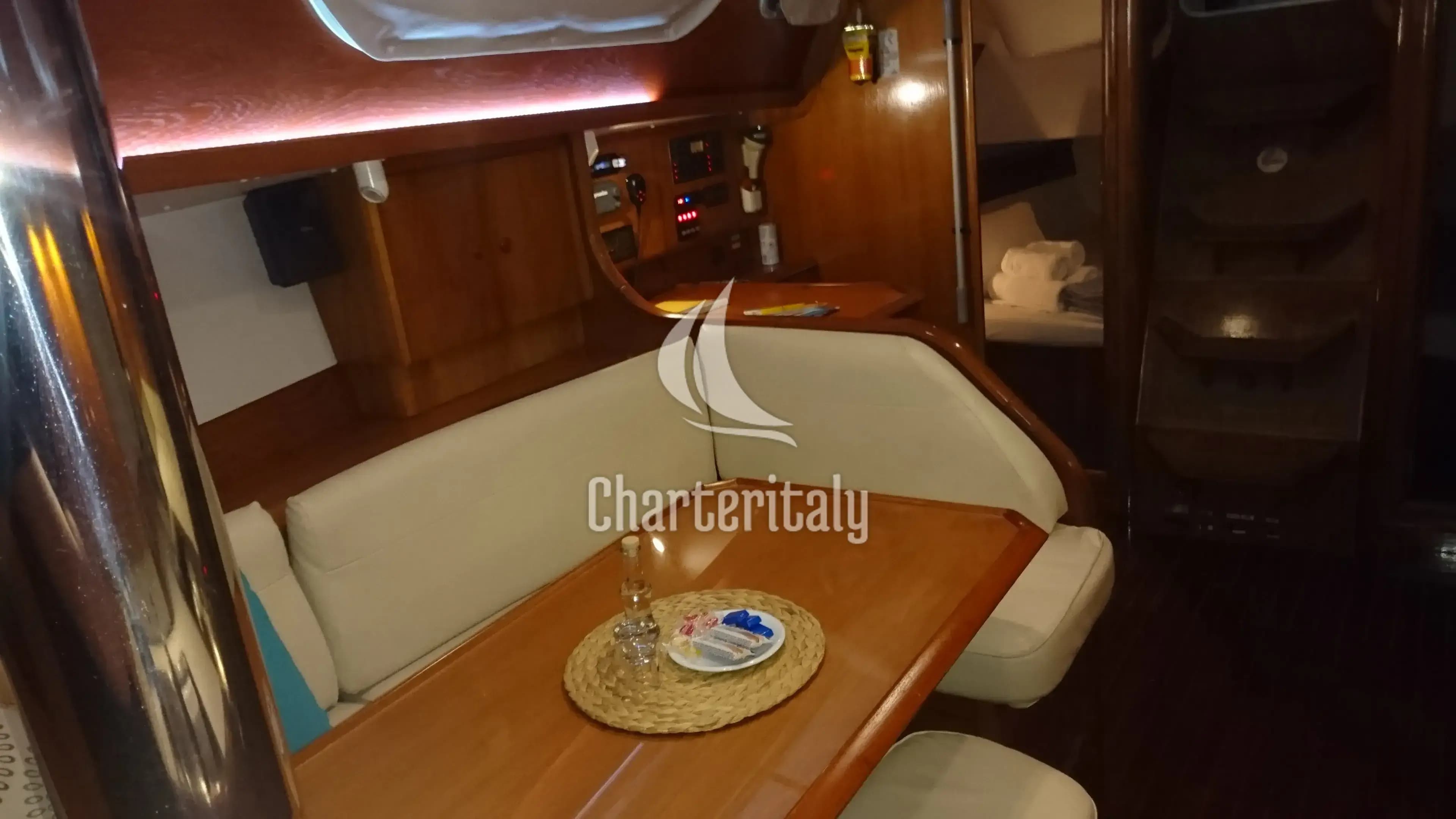 Sun Odyssey 36.2 - Pythagoras (electric head, wind generator) - 9