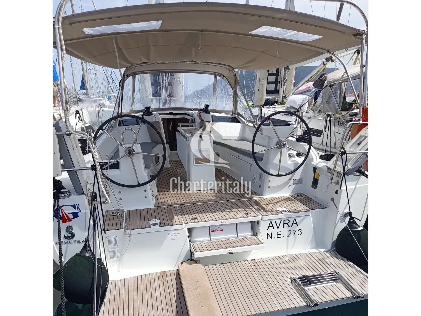 Oceanis 37.1 - AVRA - 1