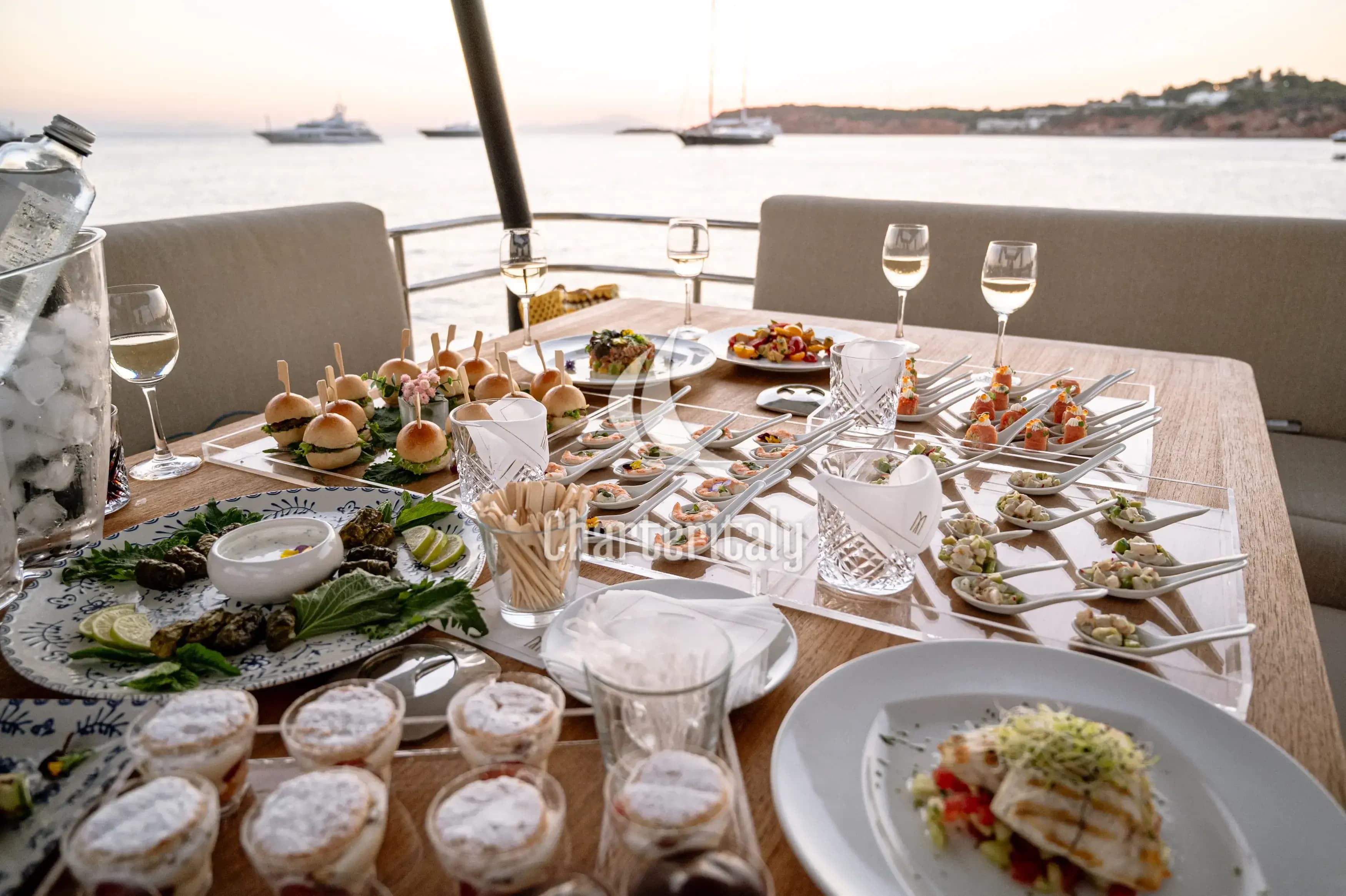 Fountaine Pajot MY6 - Emy 6 - 14