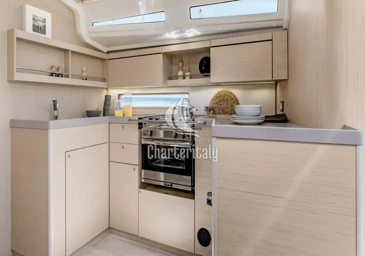 Oceanis 40.1 - 3 cab. - ALHUCHAR 5 - 8