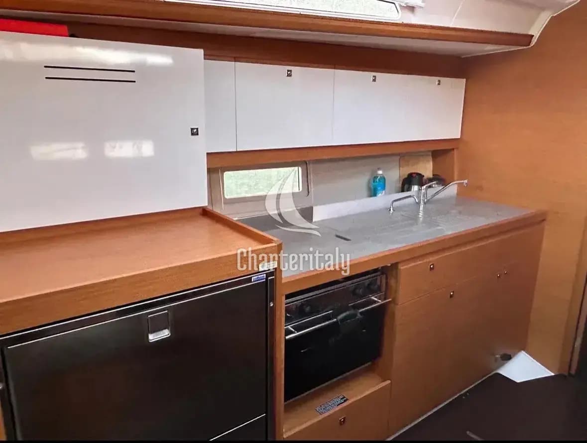 Dufour 390 Grand Large - Sail Corvus - 17