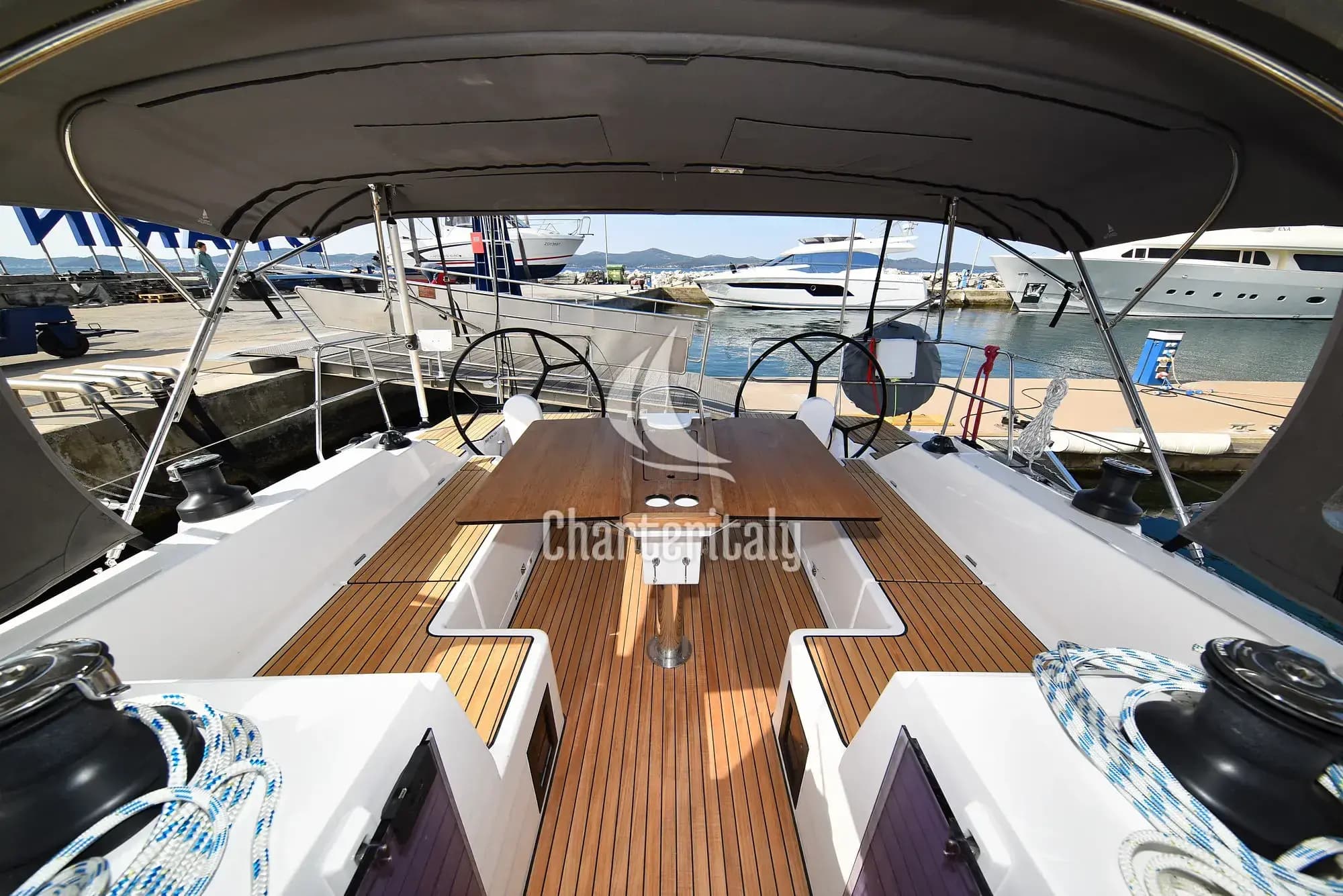 Bavaria C42 - Dna - 24