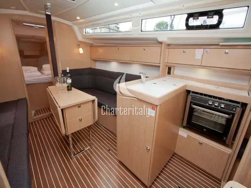 Bavaria Cruiser 34 Style - Aston - 7