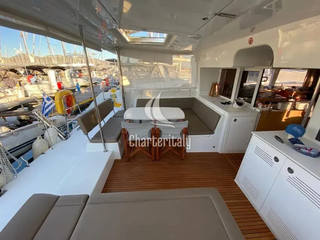 Lagoon 450 Fly - AEROPI  |⛵ VIP, Skippered Only, Watermaker, Generator, AC, BBQ - 6