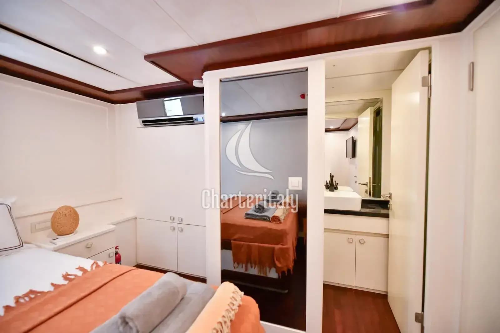 Motoryacht - Ruzanna 1 - 11