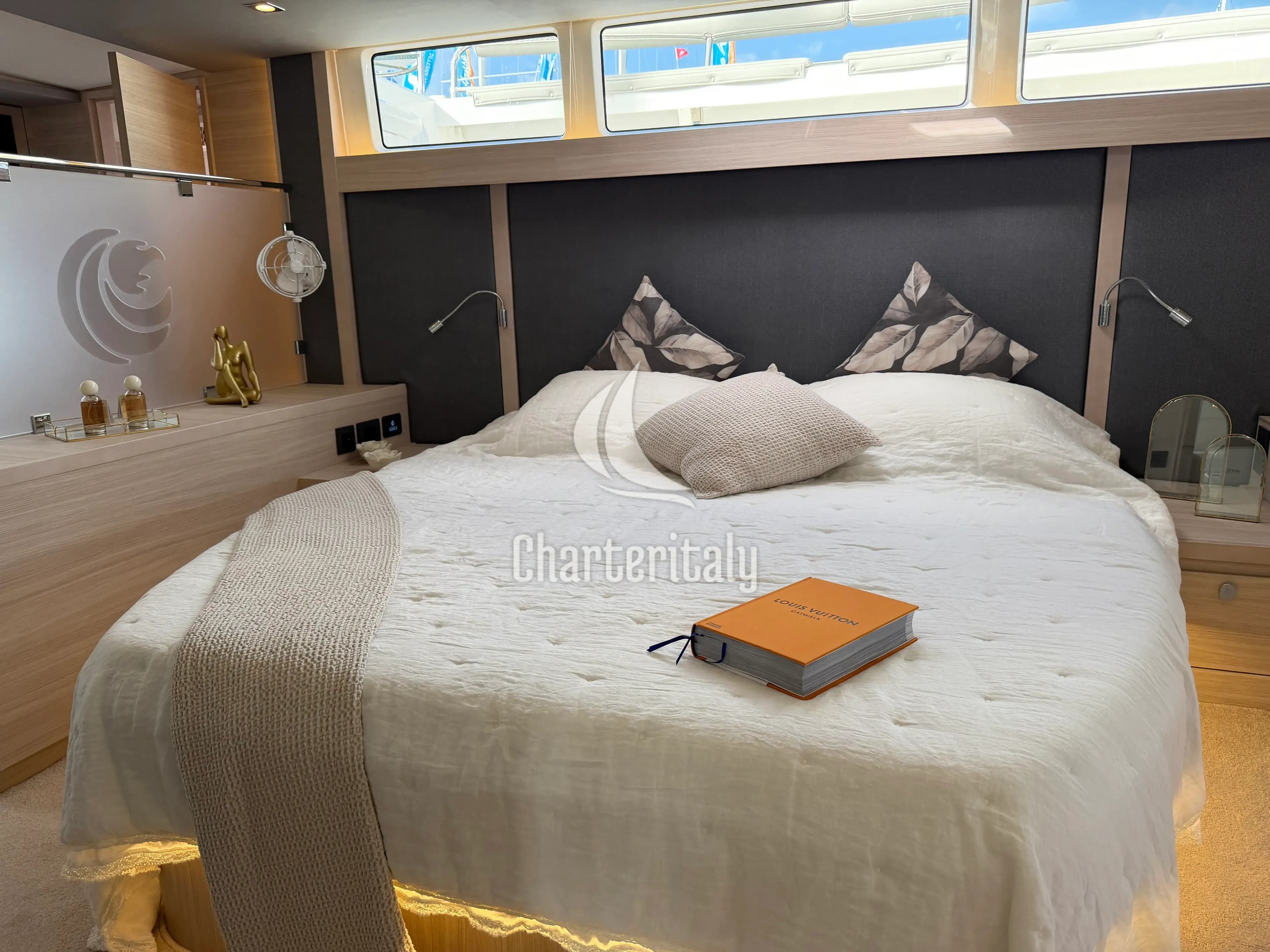 Aquila 50 Yacht - Infinity I - 2