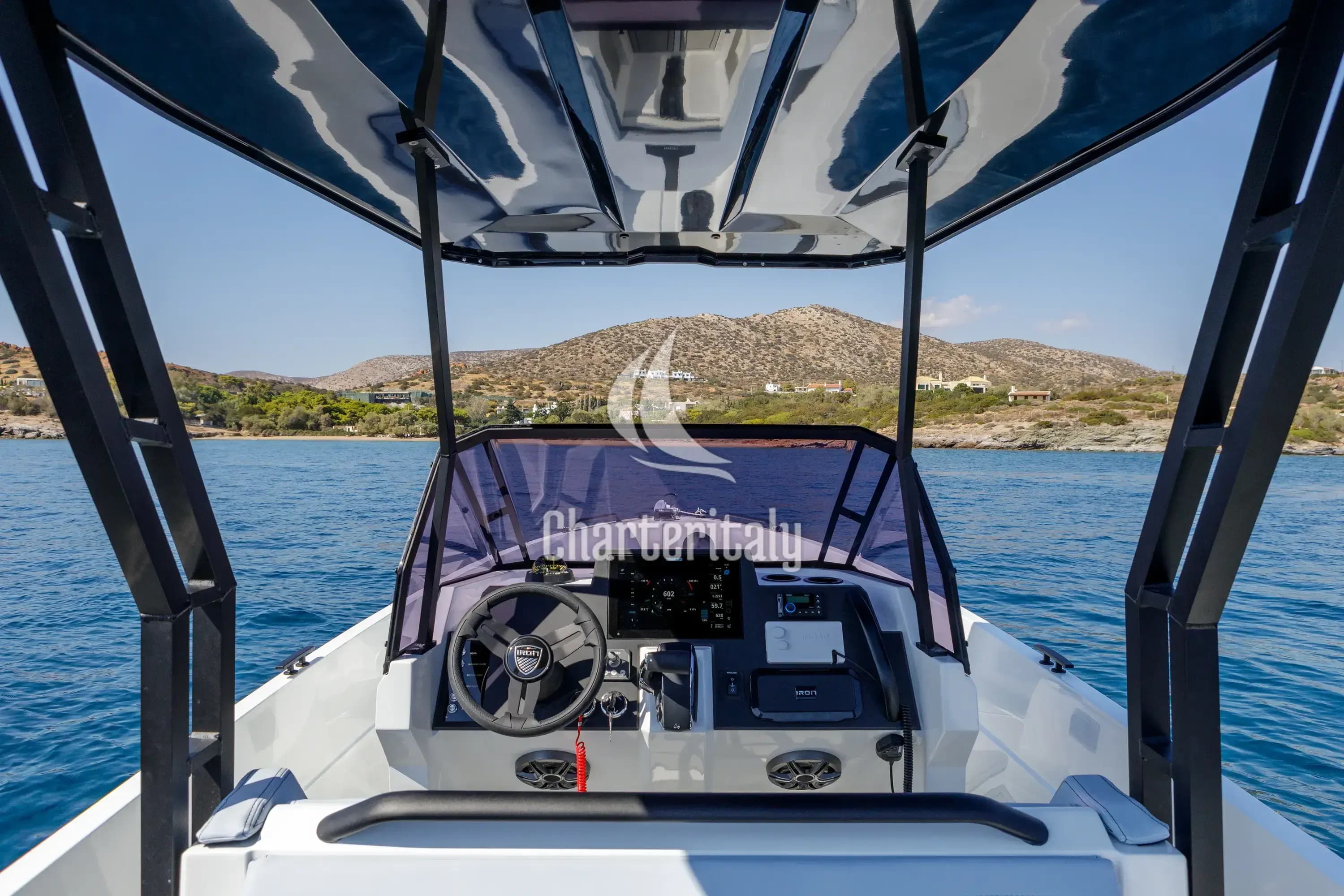 Motorboat - Iron Hawke - 27