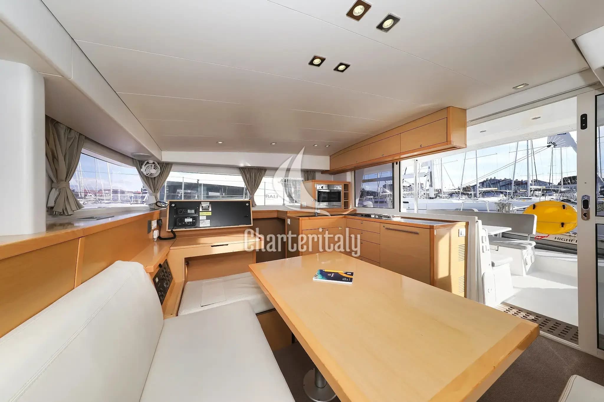 Lagoon 400 S2 - 4 + 2 cab. - First Choice - 13