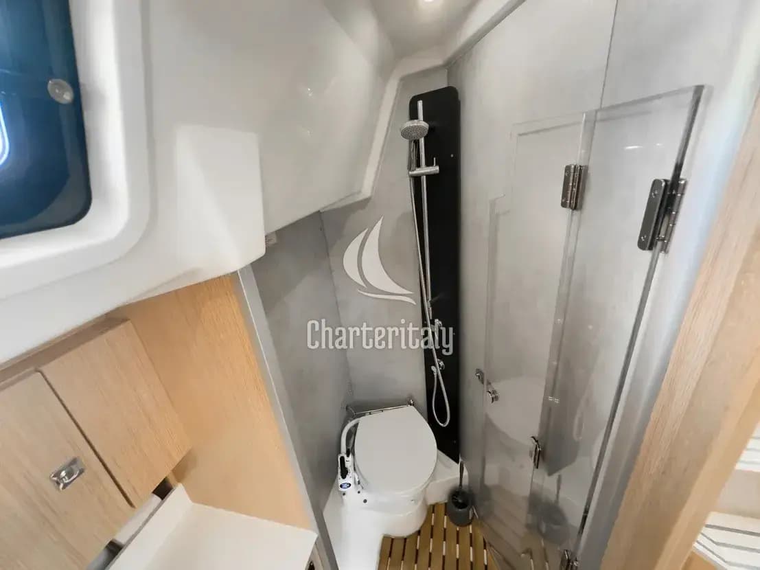 Bavaria C38 - Coconut - 20
