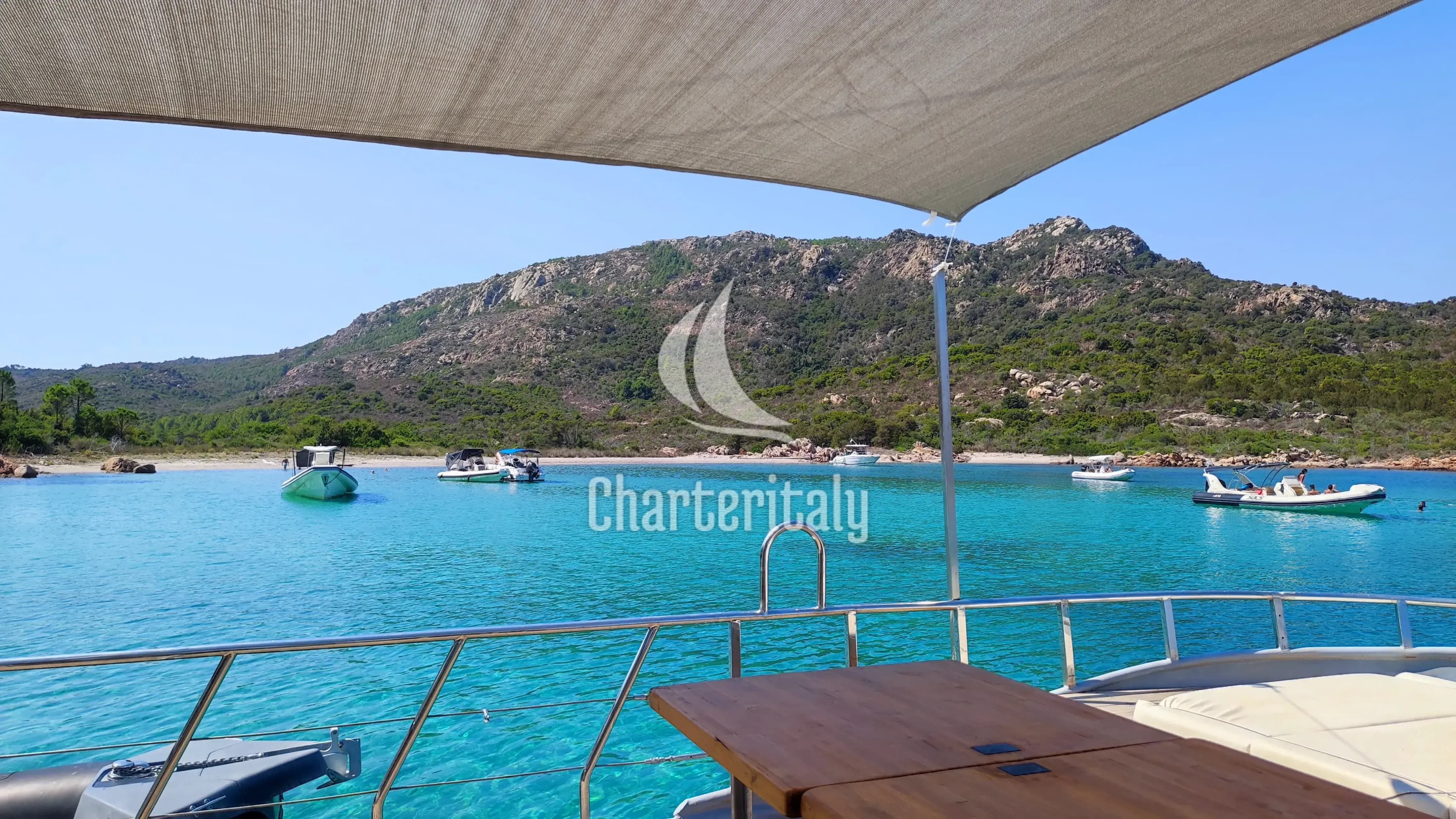 Catamaran - Gold Wind - 16
