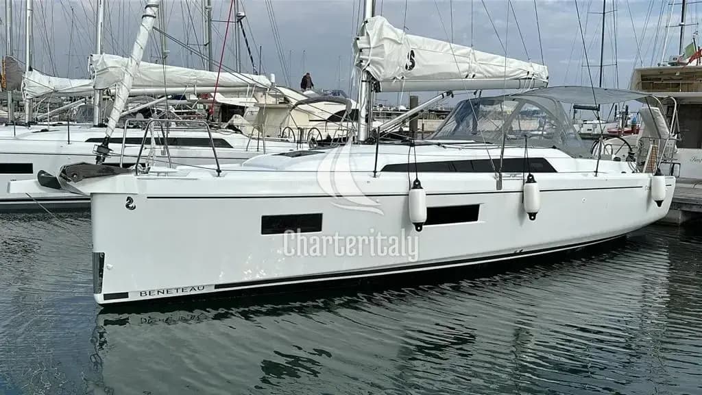 Oceanis 34.1 - Trapani Vela Club - 9