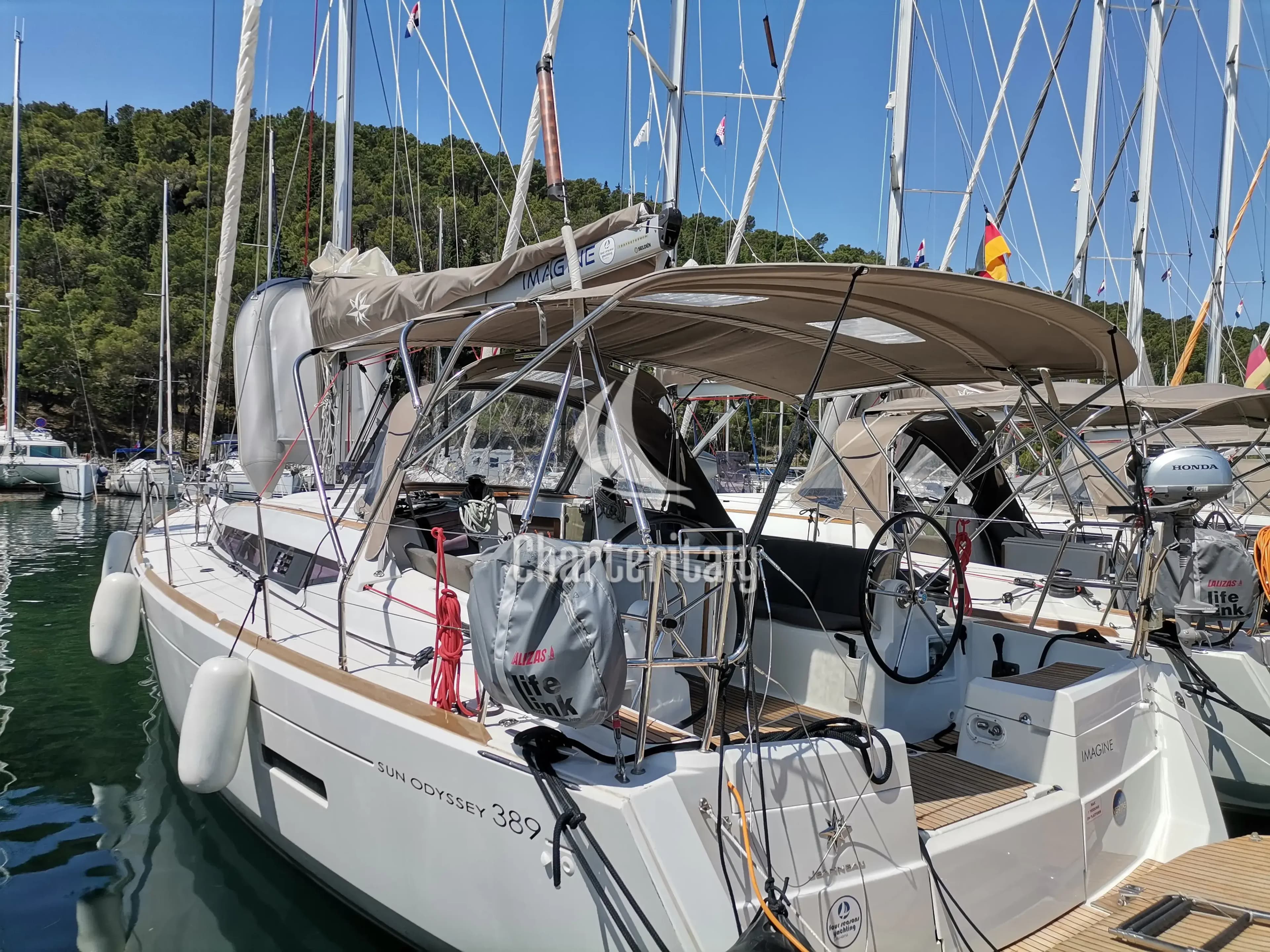 Sun Odyssey 389 - Imagine - 4