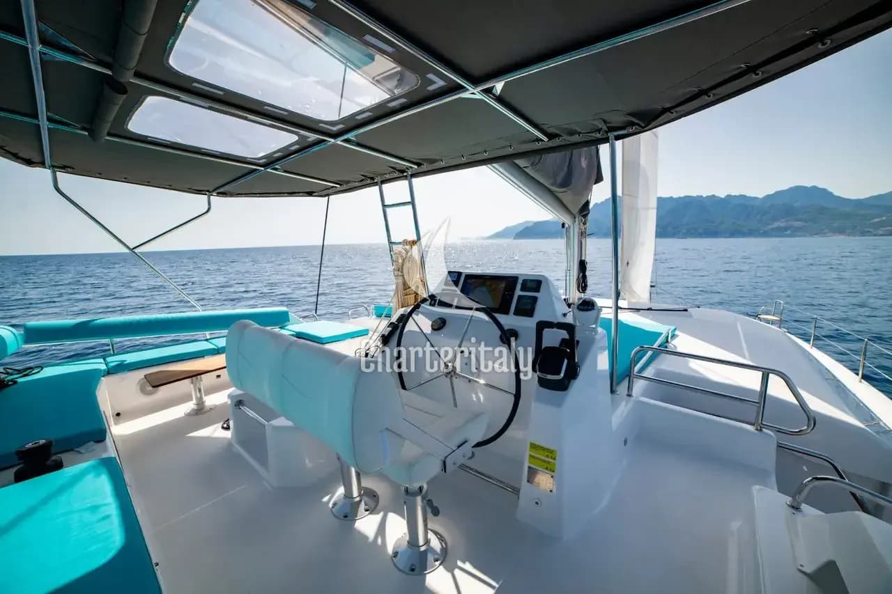 Dufour 48 Catamaran - 5 + 1 cab. - Futura - 5