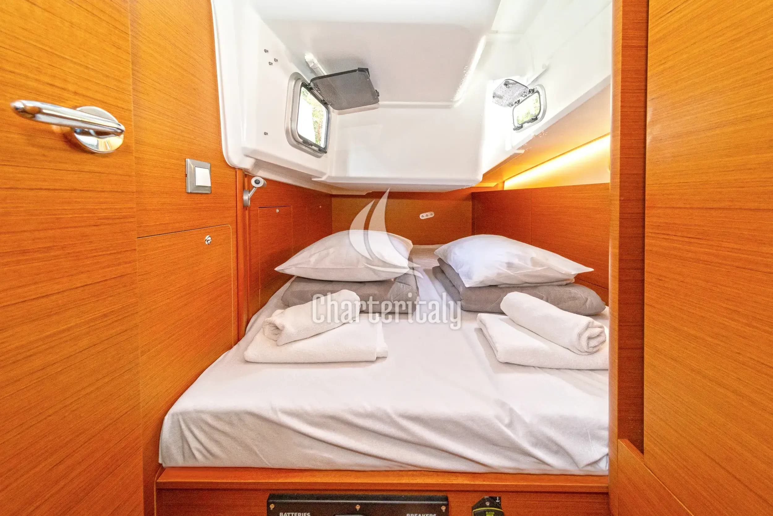 Sun Odyssey 410 - First Date - 9