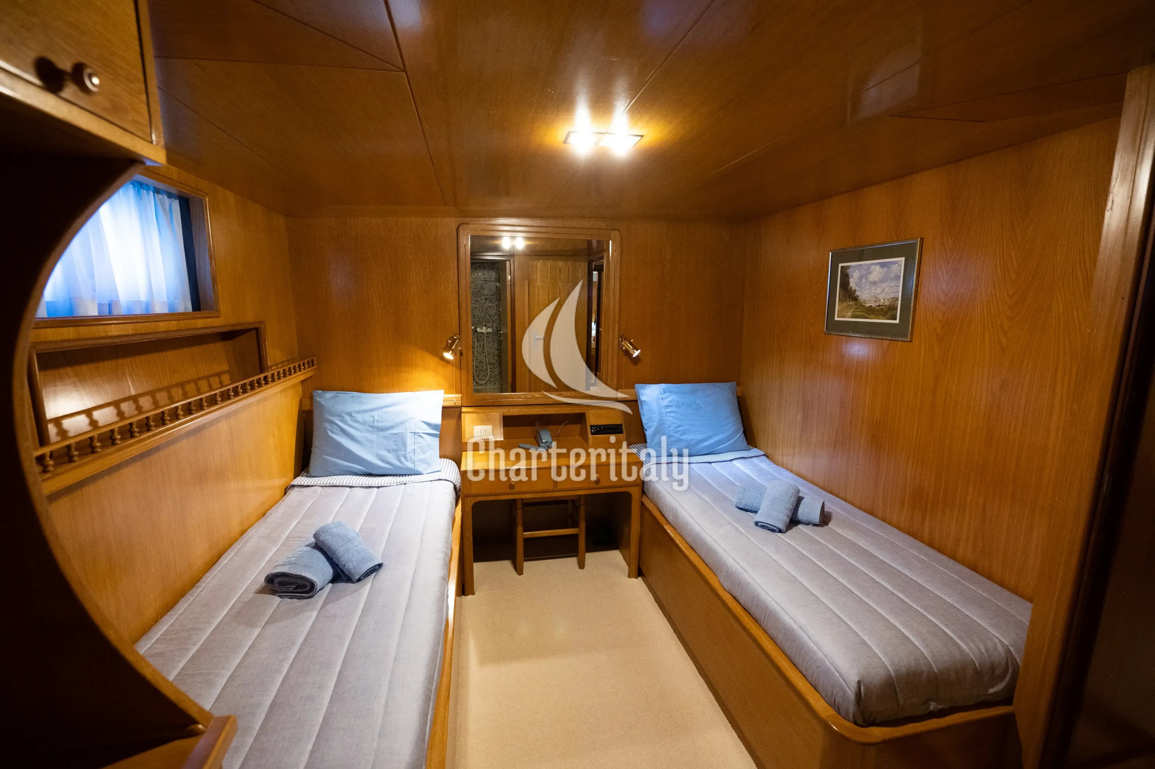 Perama Shipyards 102 - Elena - 13