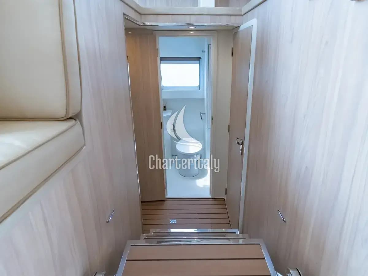 Island Spirit 525E - Electric E-Motion - 43