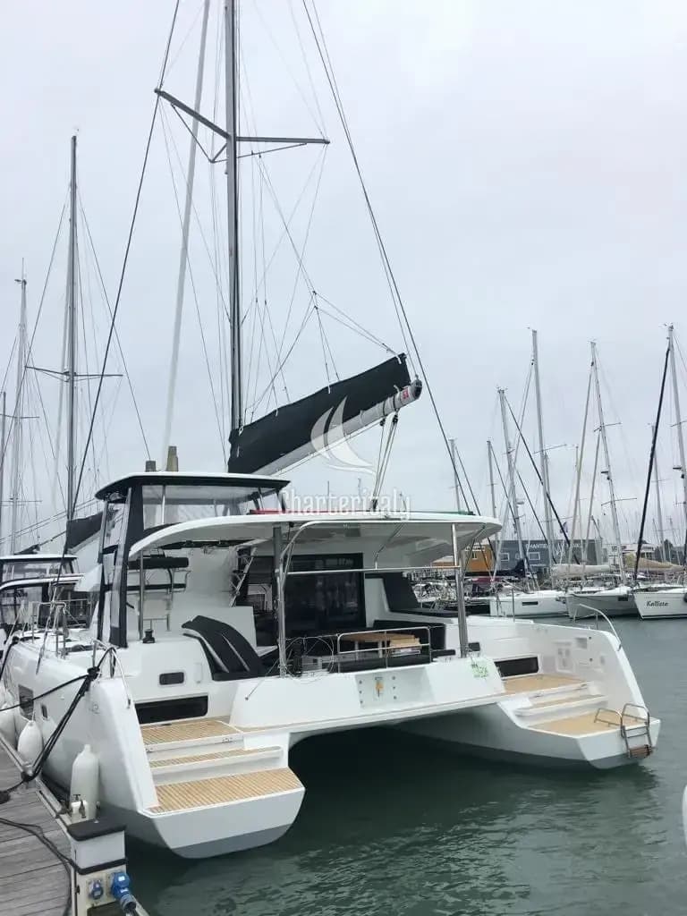 Lagoon 42 - Affligem - 5