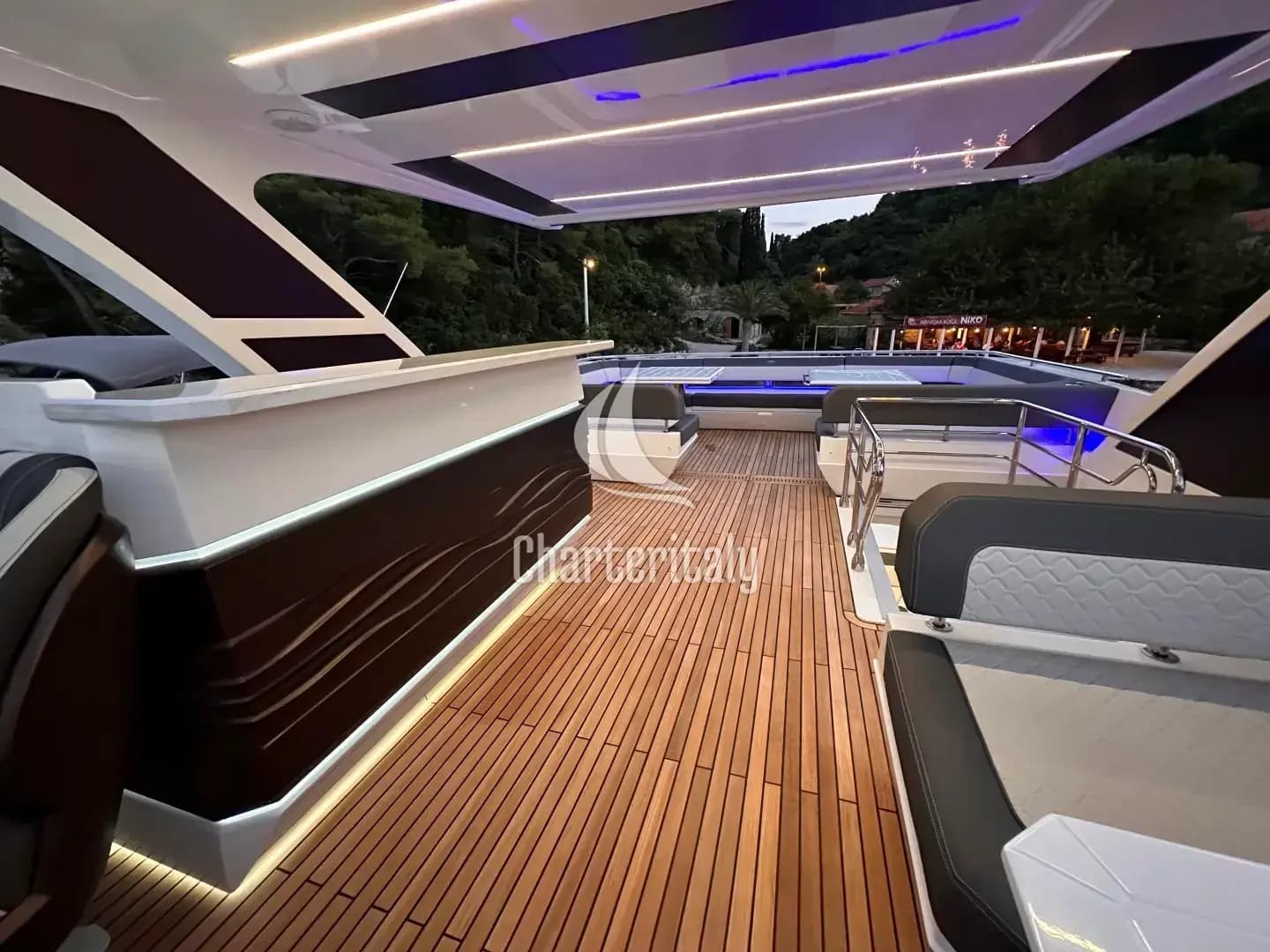 Galeon 680 Fly - PARADISE - 3