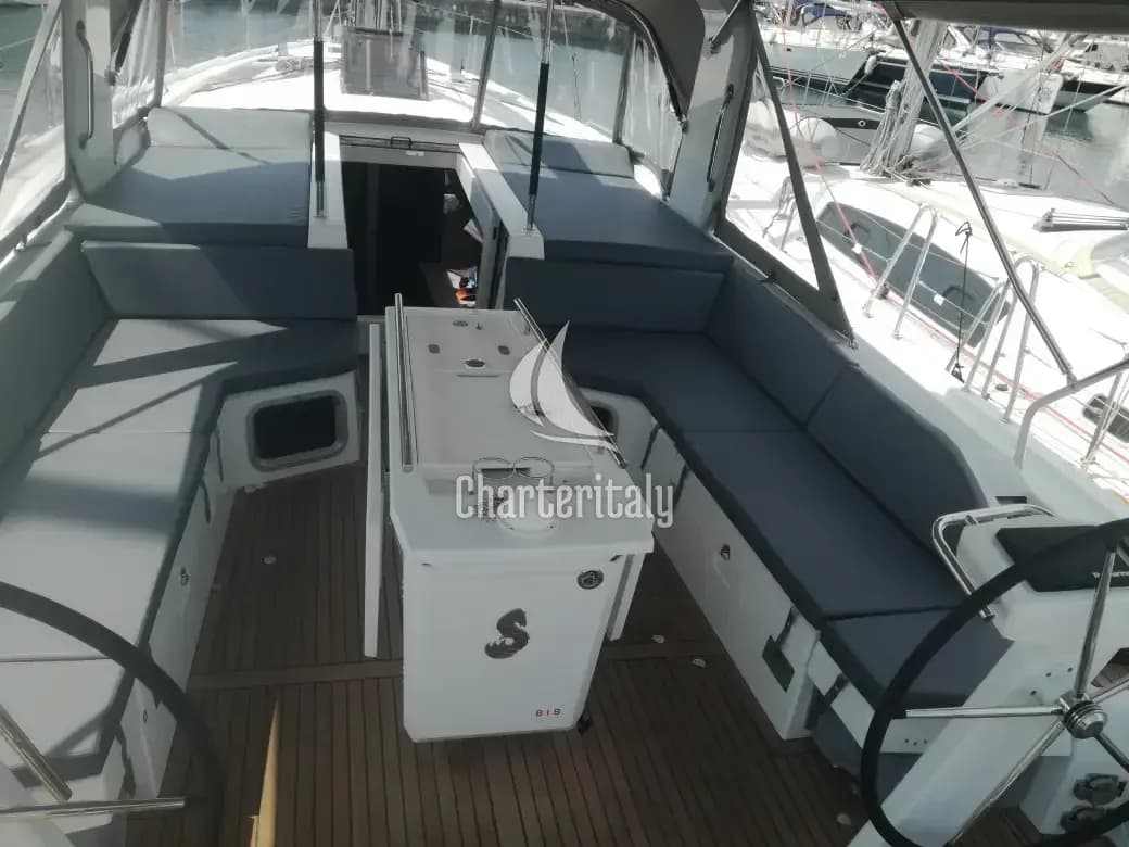 Oceanis 51.1 - Aeolian Muse - 4