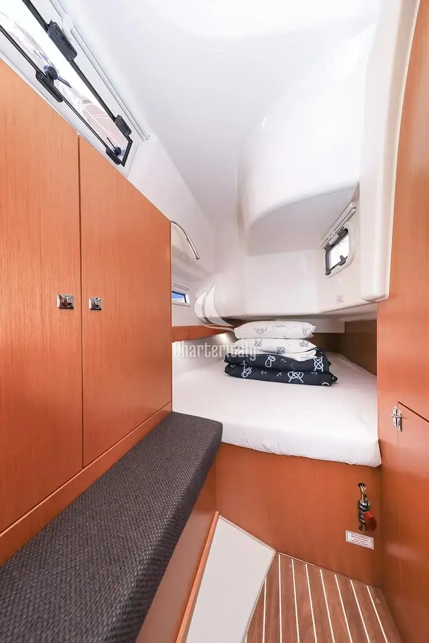 Bavaria Cruiser 34 - Deneb - 20