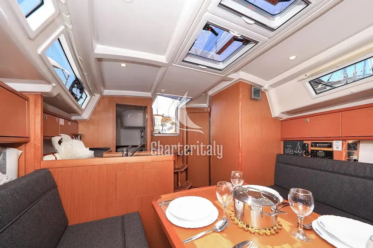 Bavaria Cruiser 34 - Deneb - 15