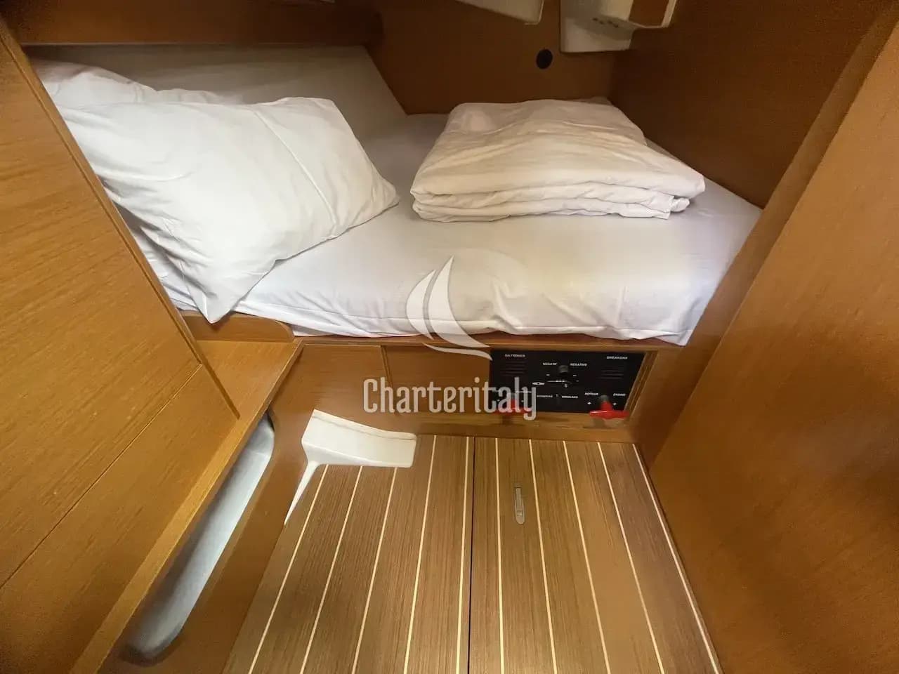 Sun Odyssey 36i - Agatha - 31