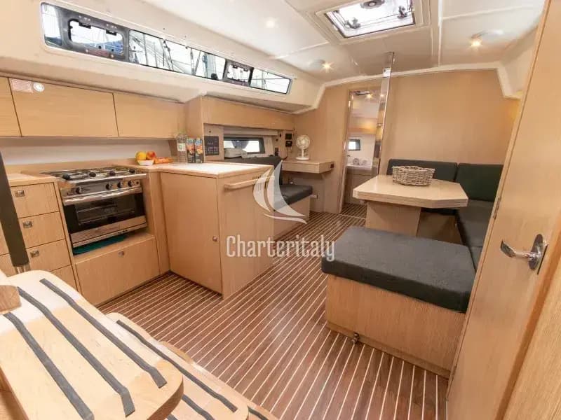 Bavaria C42 - Bluestone - 2