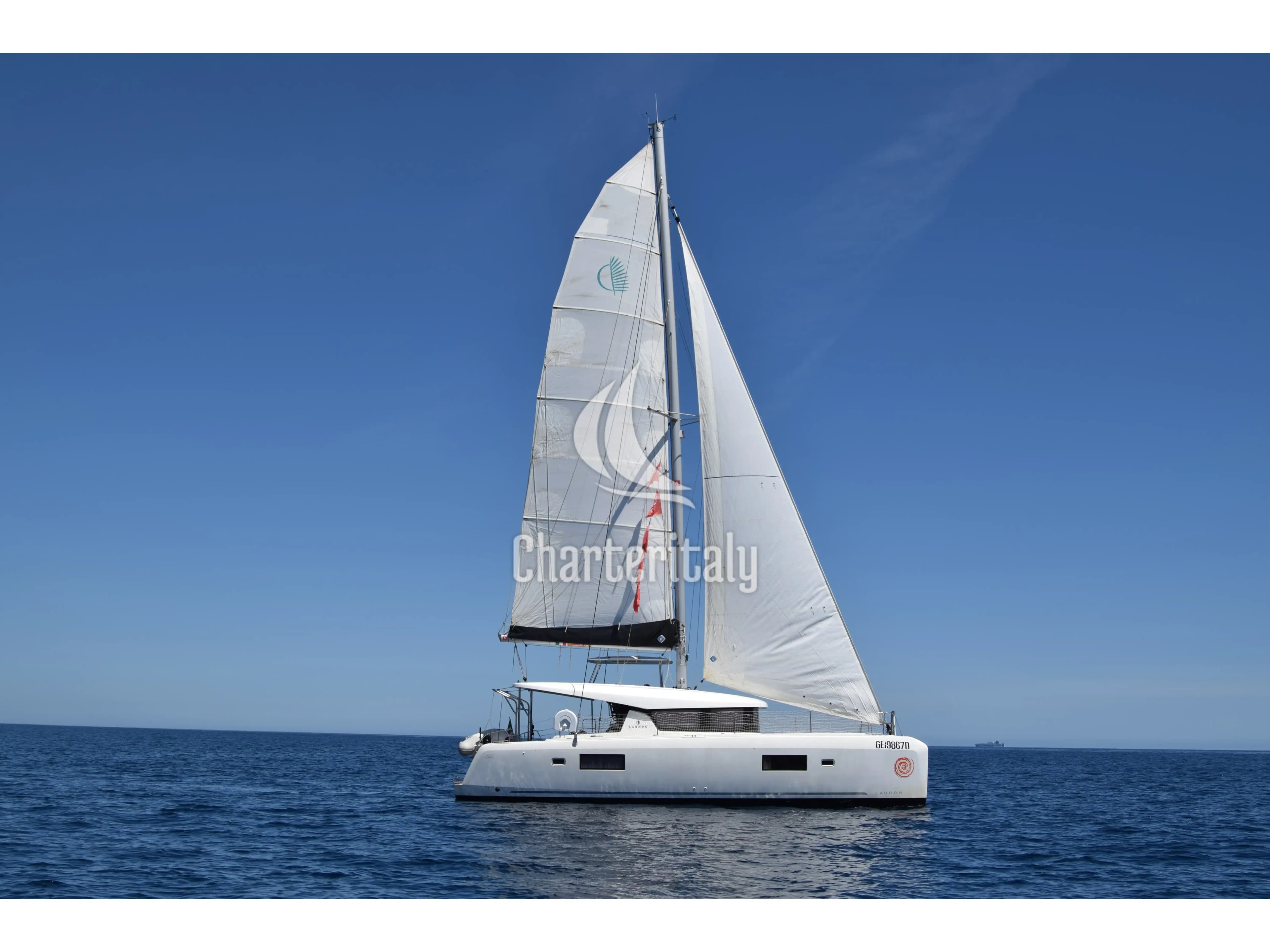 Lagoon 42 - Memi - 1