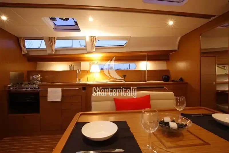 Sun Odyssey 44i - MISS DEVEREUX - 5
