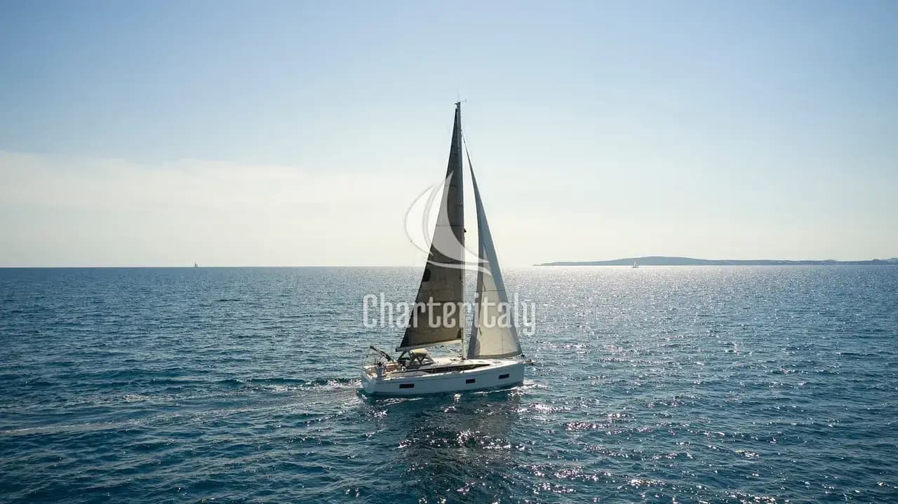 Bavaria C38 - Mister Jones - 3