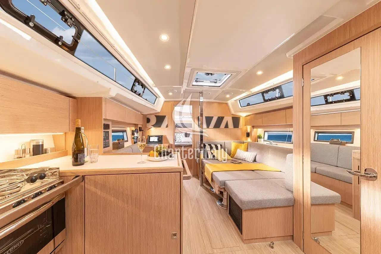 Bavaria C38 - Mister Jones - 6