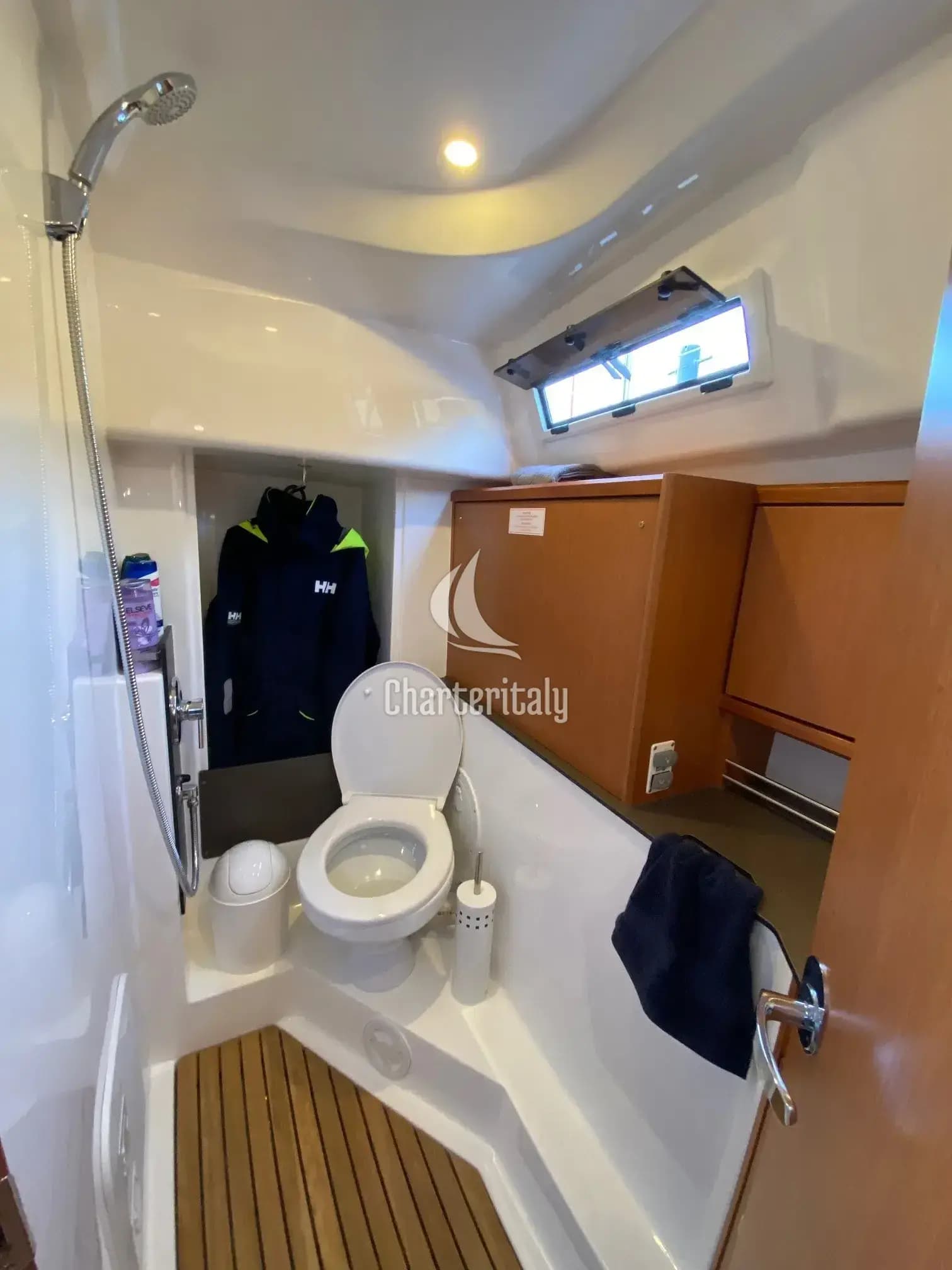 Bavaria 34 Cruiser - Luna 2 - 6