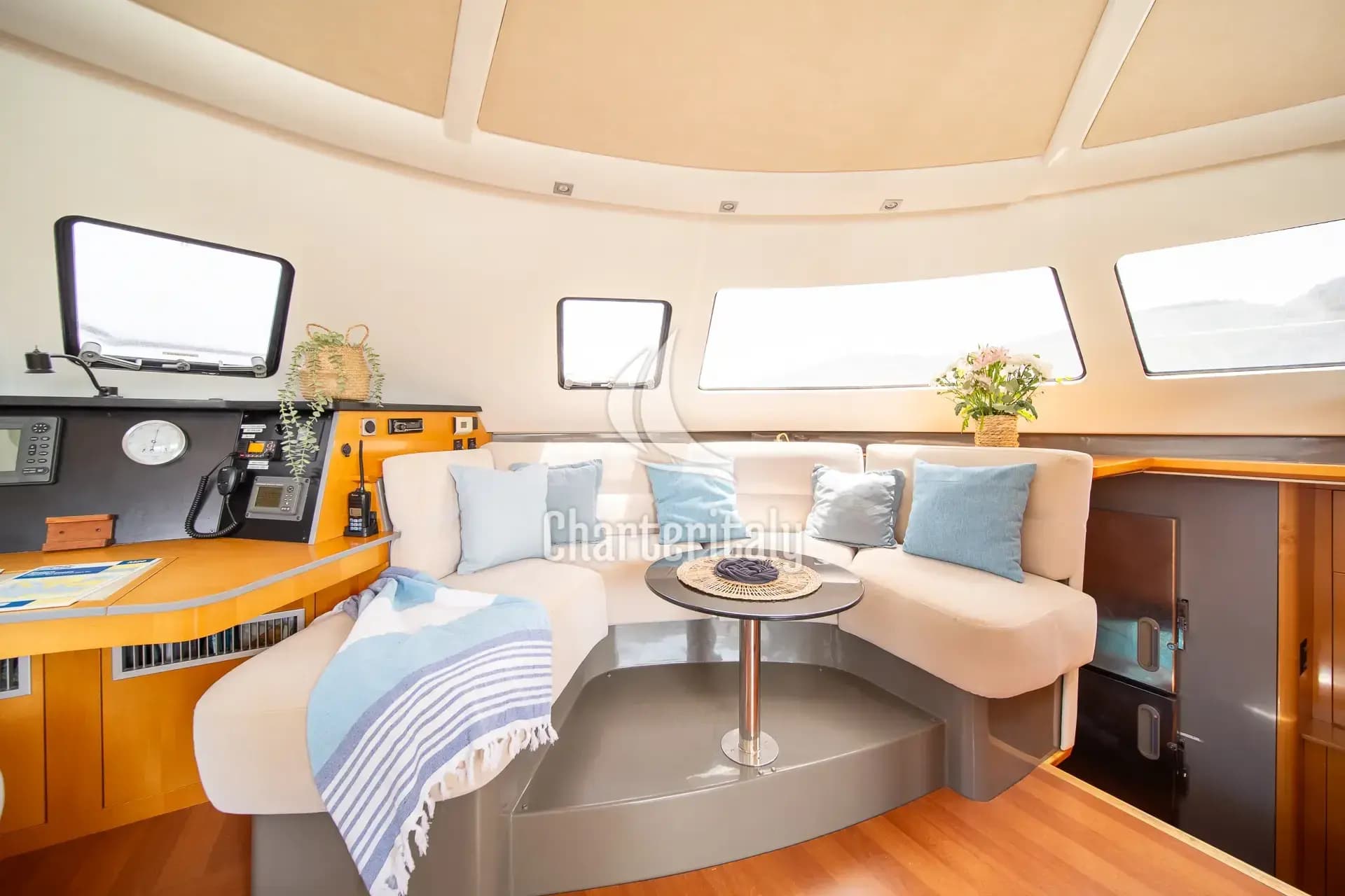 Eleuthera 60 - ZORBA CAT - 38