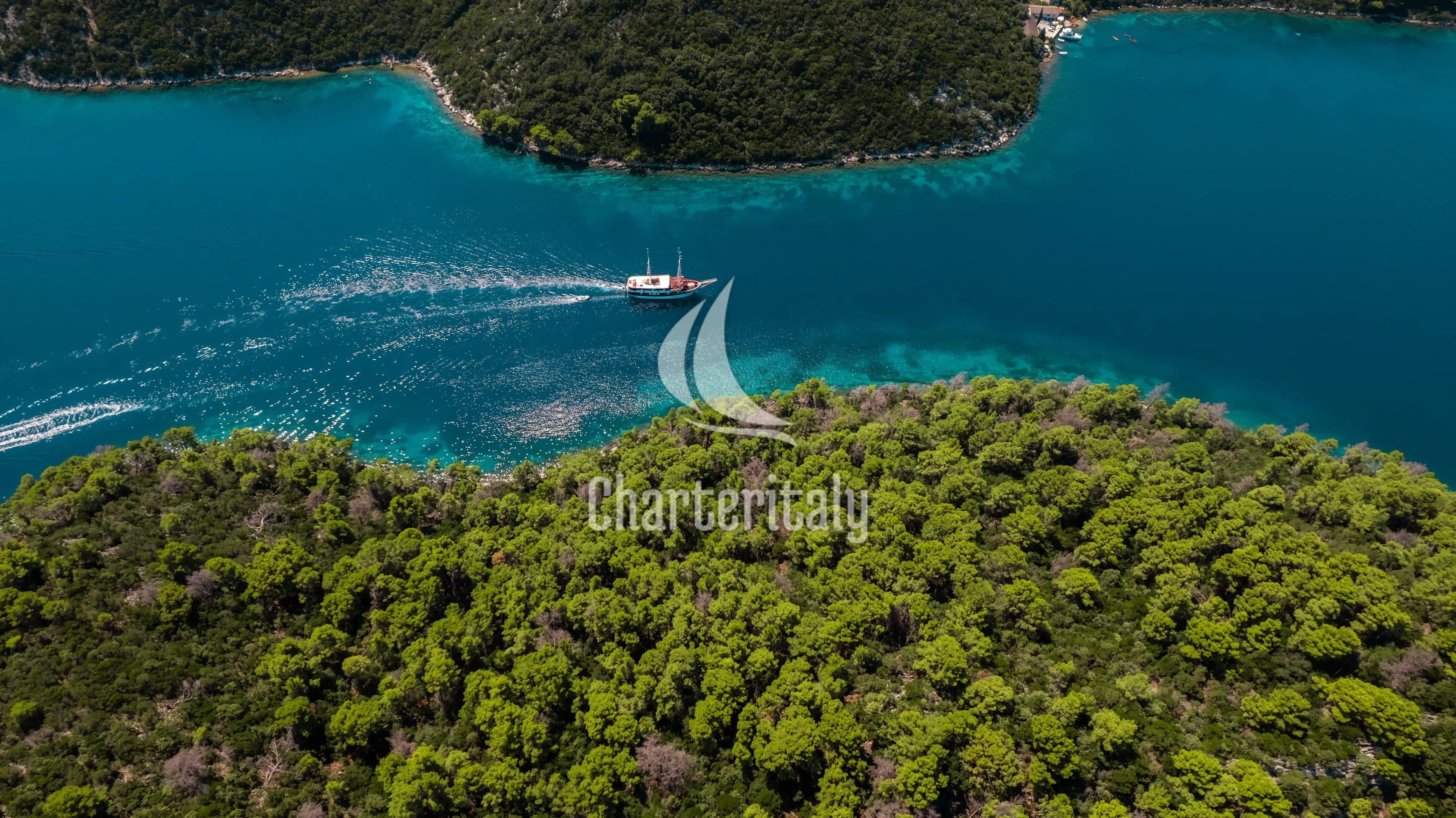 Motor sailer - Cesarica - 12