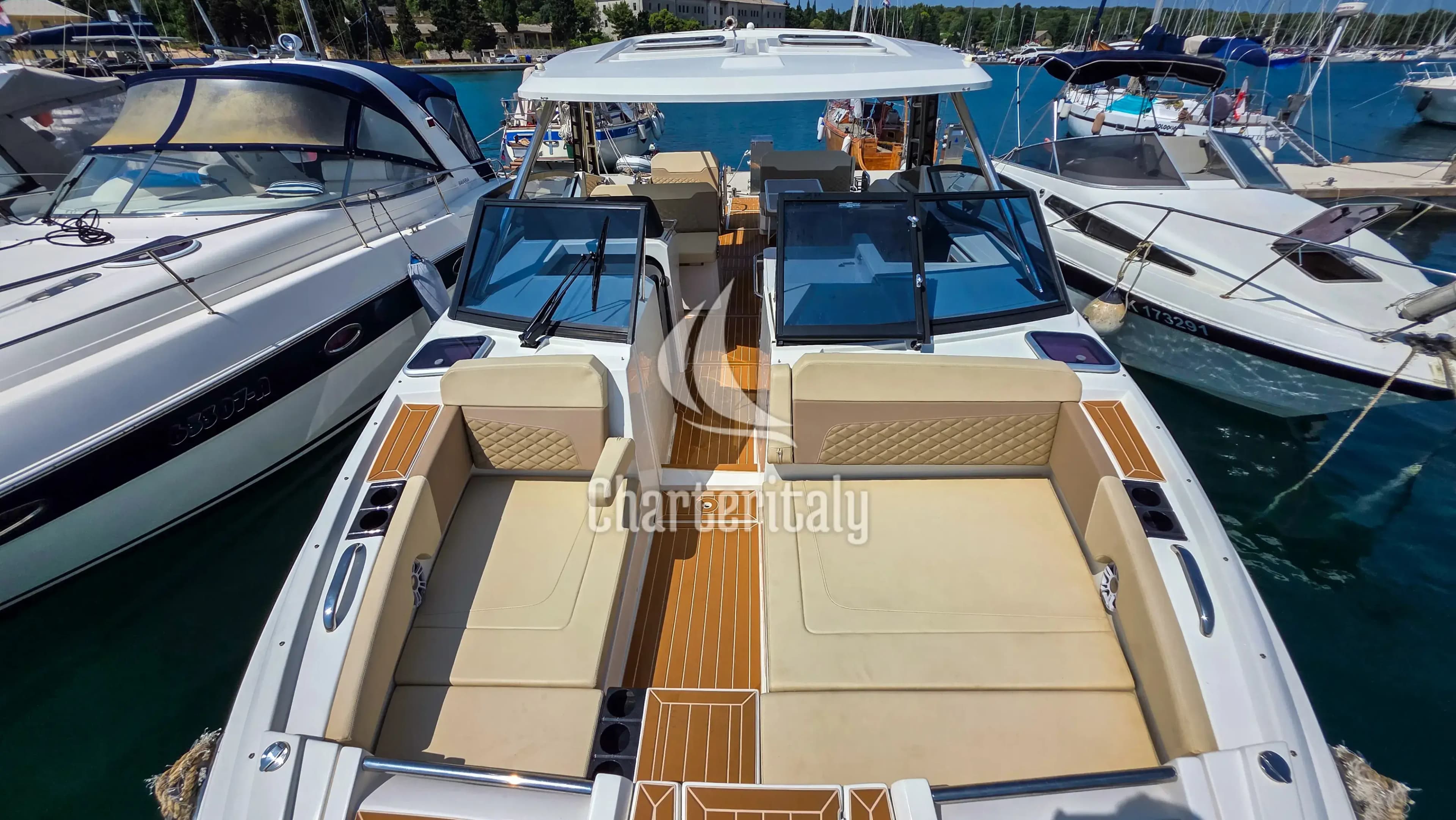 Aquila 32 Sport - Aquila 32 - 12
