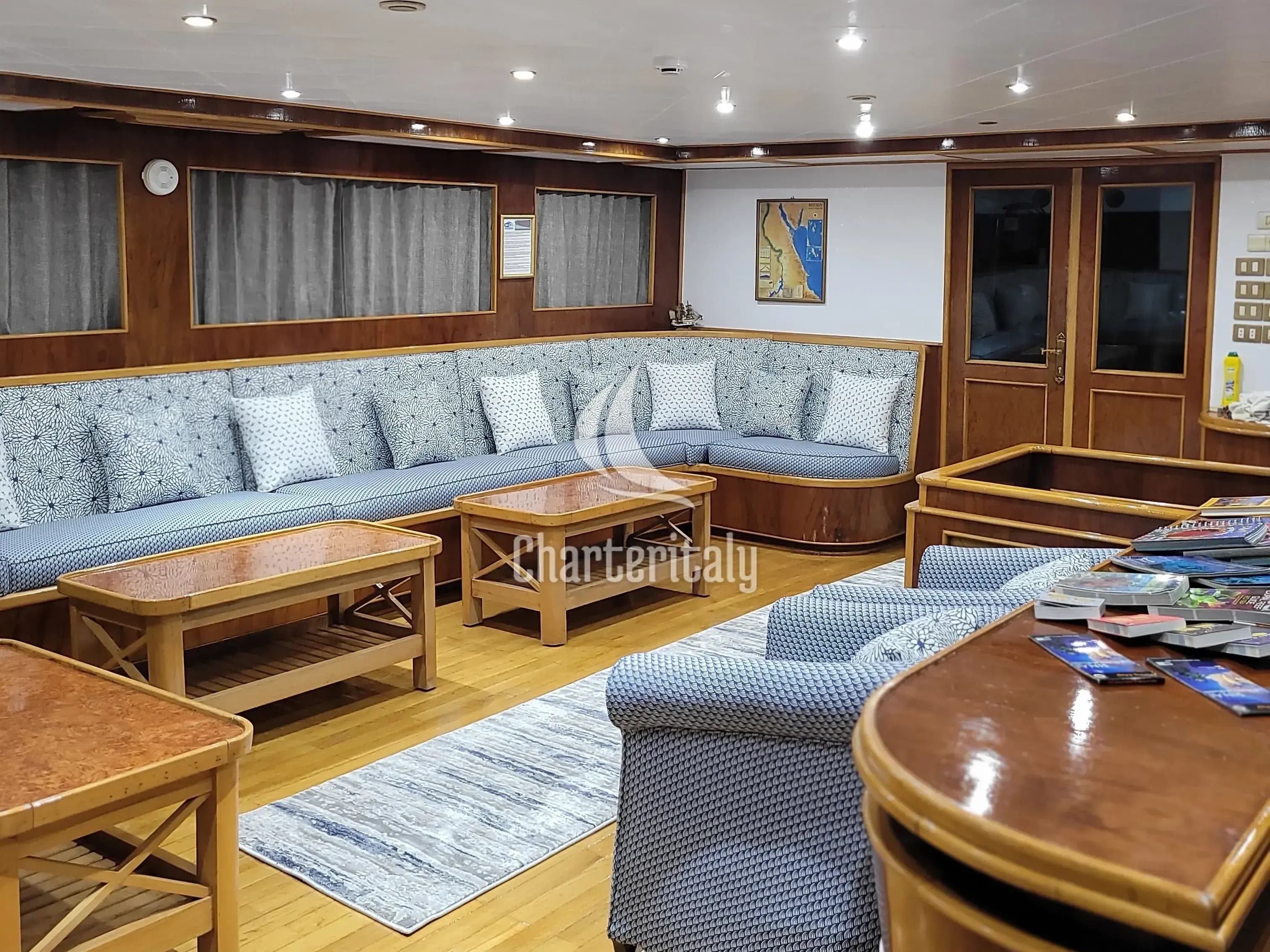 Luxury Motor Yacht - Snefro Pearl - 16