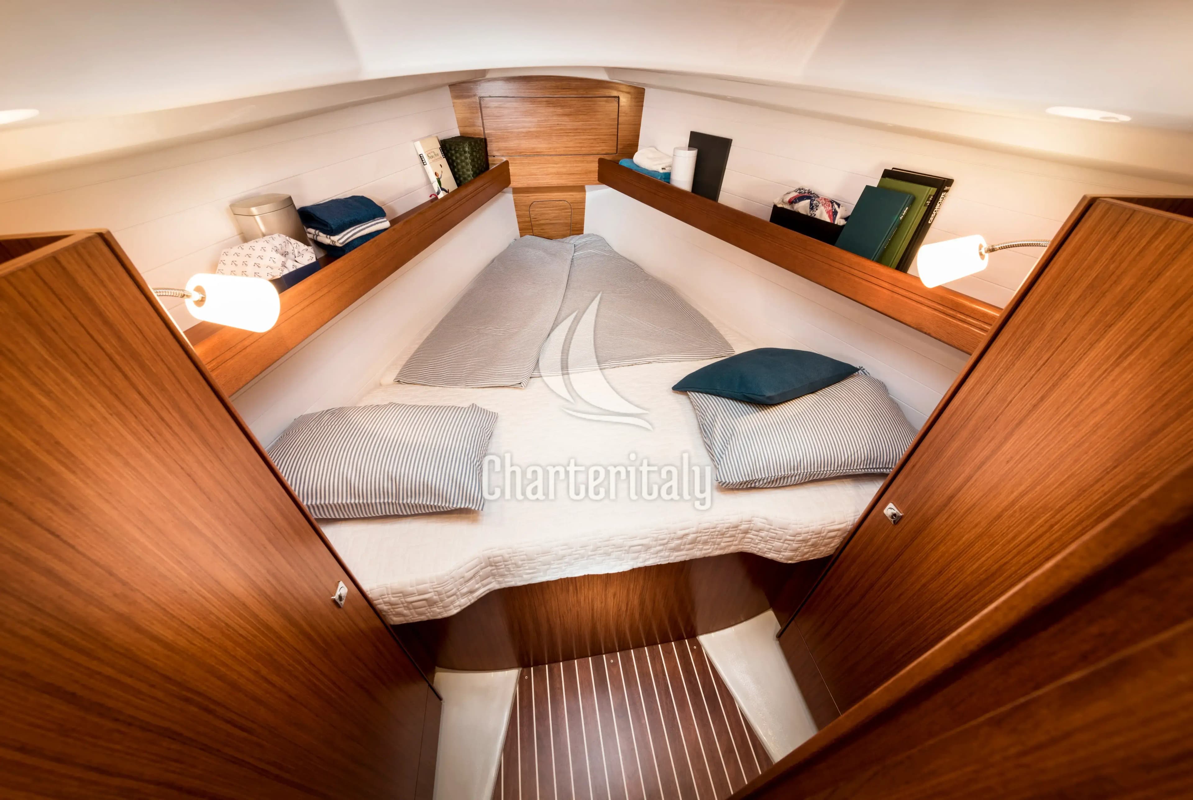 Bavaria Cruiser 34 - Born Free - 12