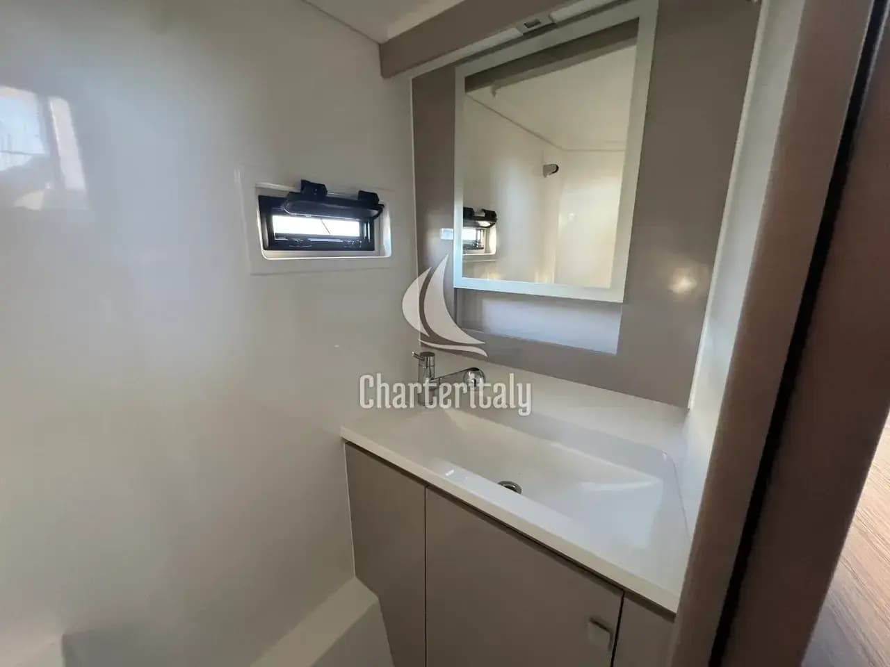 Fountaine Pajot MY4.S - Maestro - Blue Champagne - 16