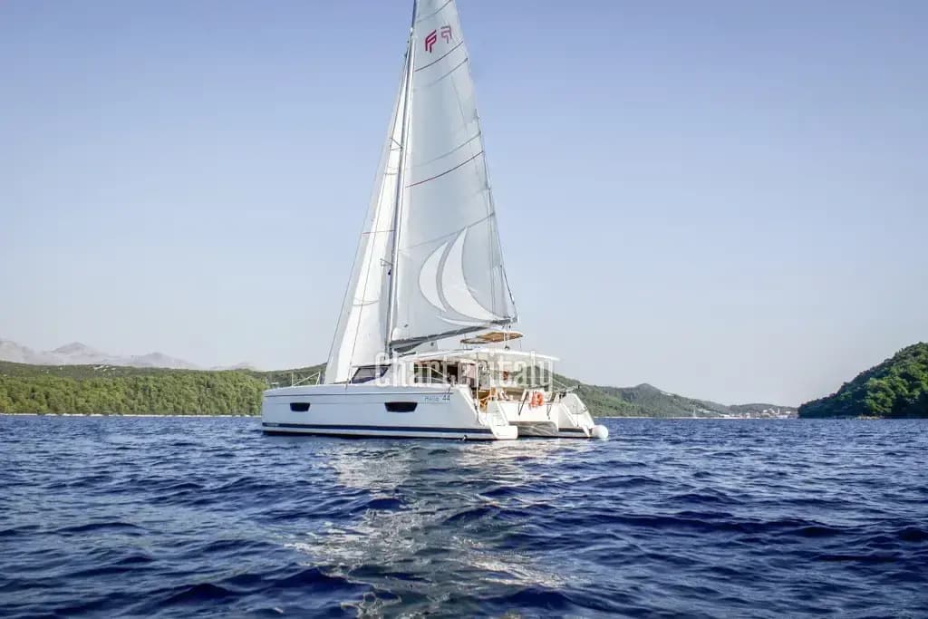 Helia 44 - Lounge - 13
