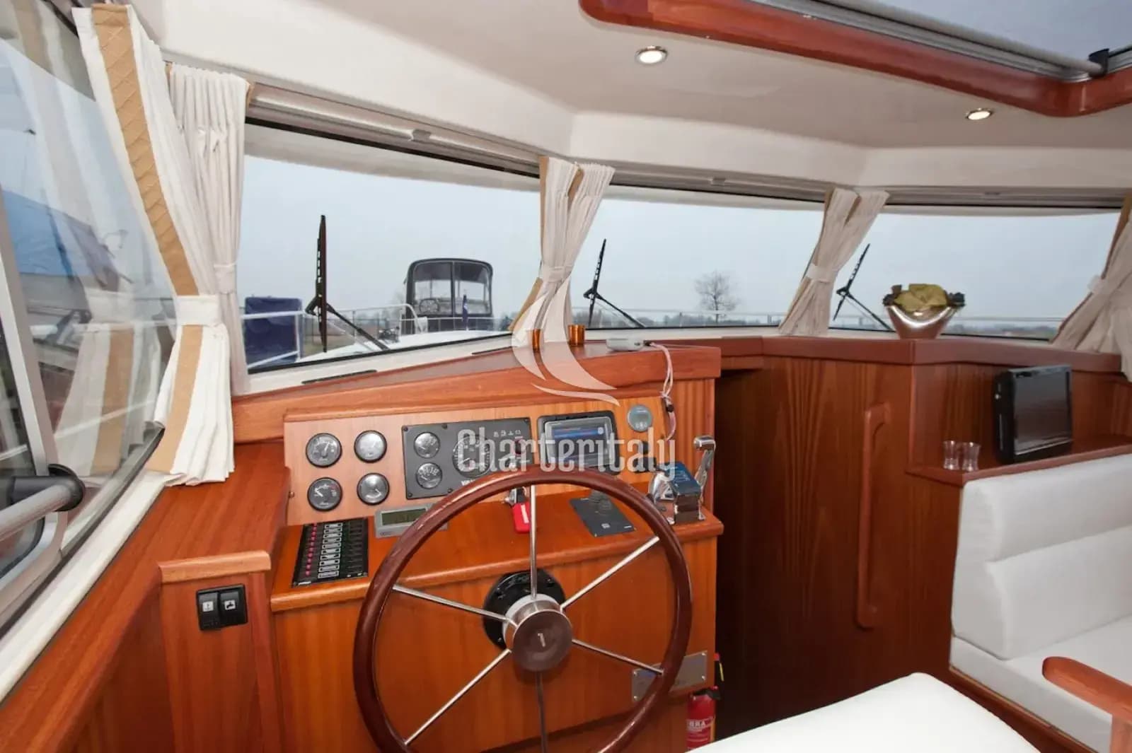 Brandsma Luna 40 - Neptunus - 13