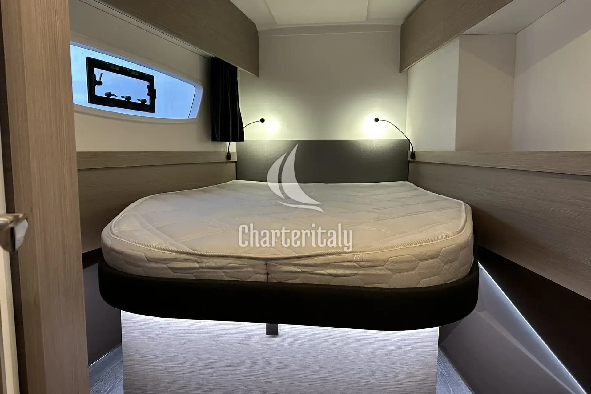 Fountaine Pajot Astrea 42 - Arisa - 17