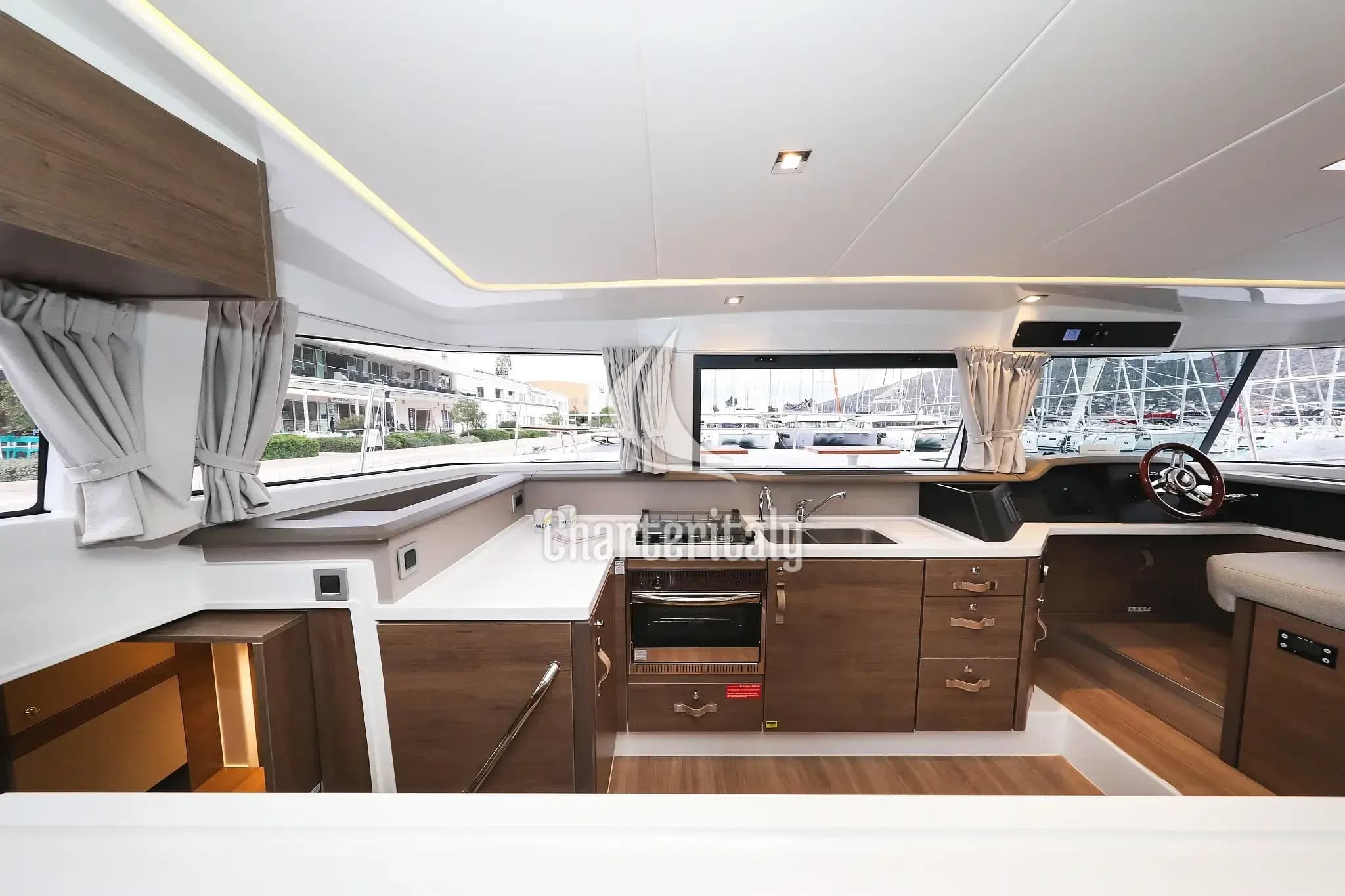 Bali 4.3 MY - 3 cab. - Adventure - 18