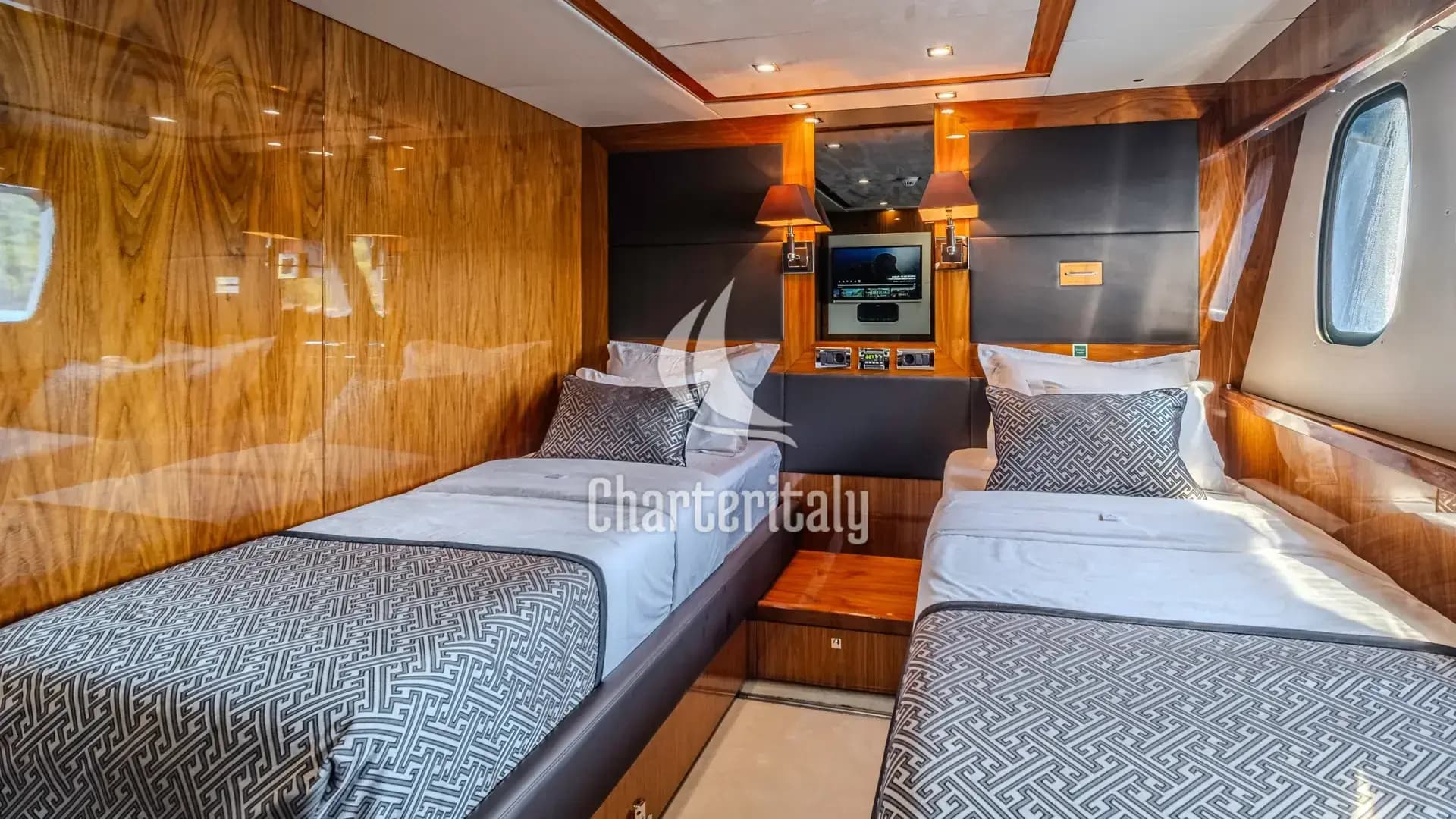 Sunseeker Yacht 34M - Arago - 15