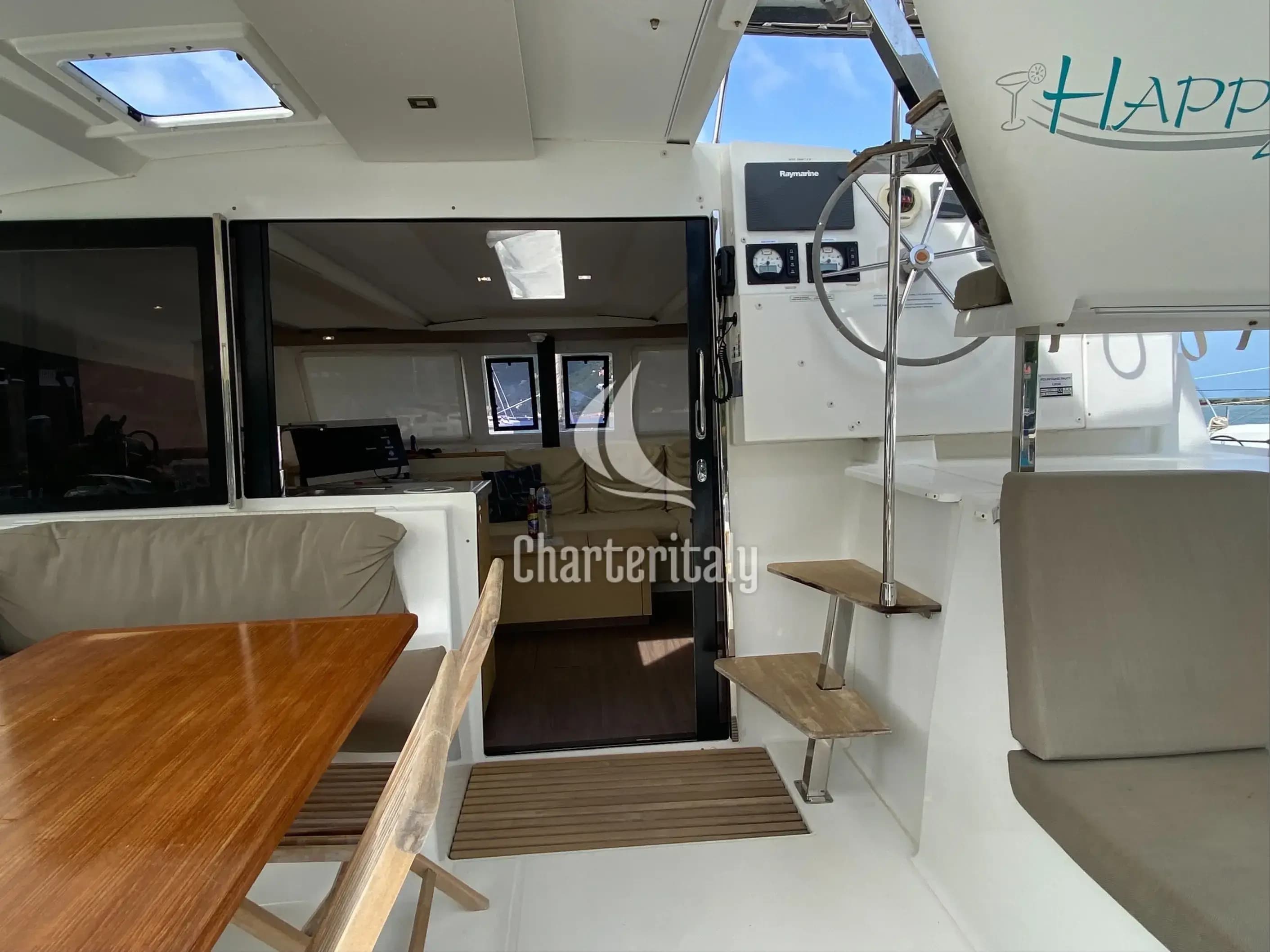 Lucia 40 - Happy Ours - 2