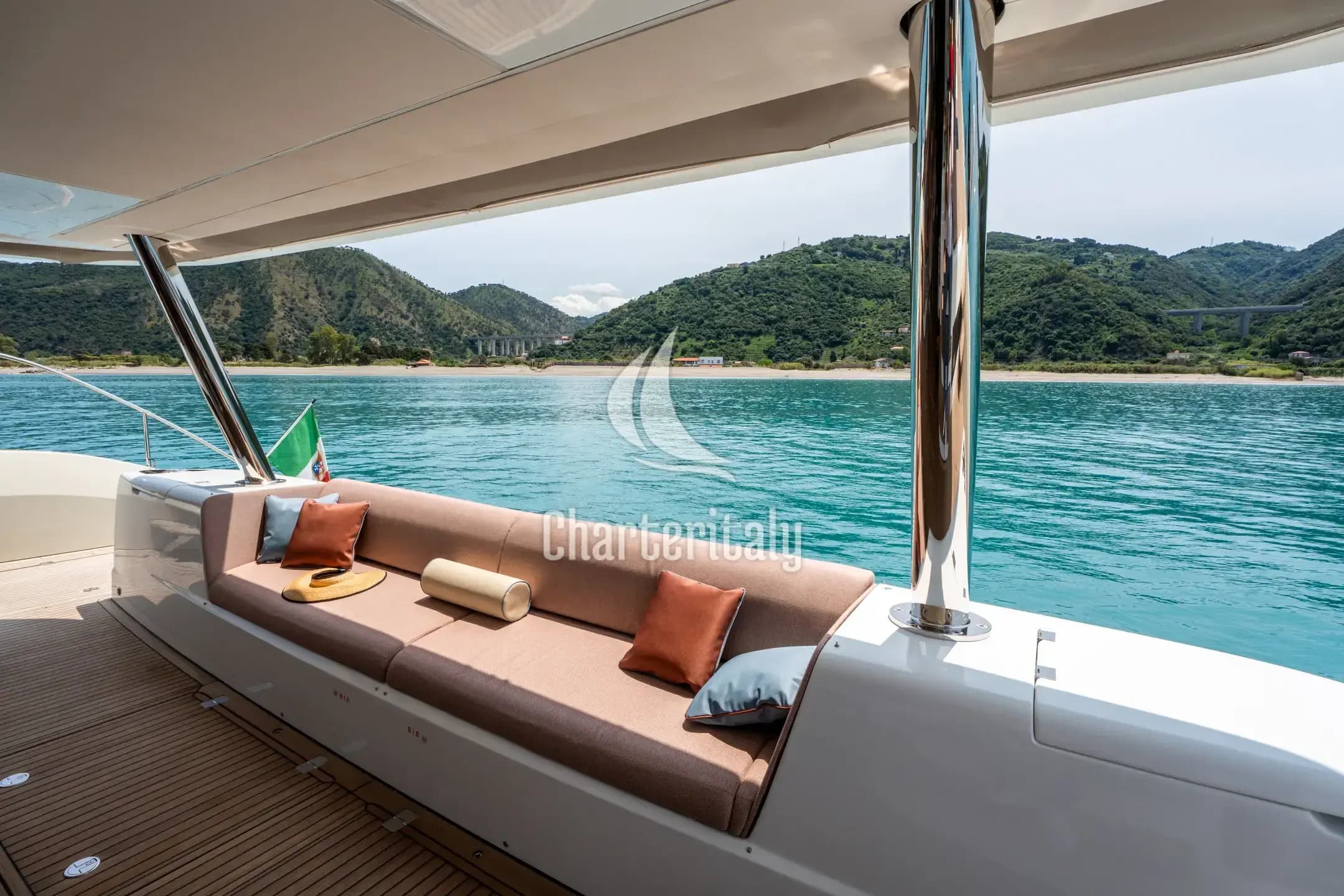 Lagoon Sixty 5 - SAILUXE - Gloria - 16
