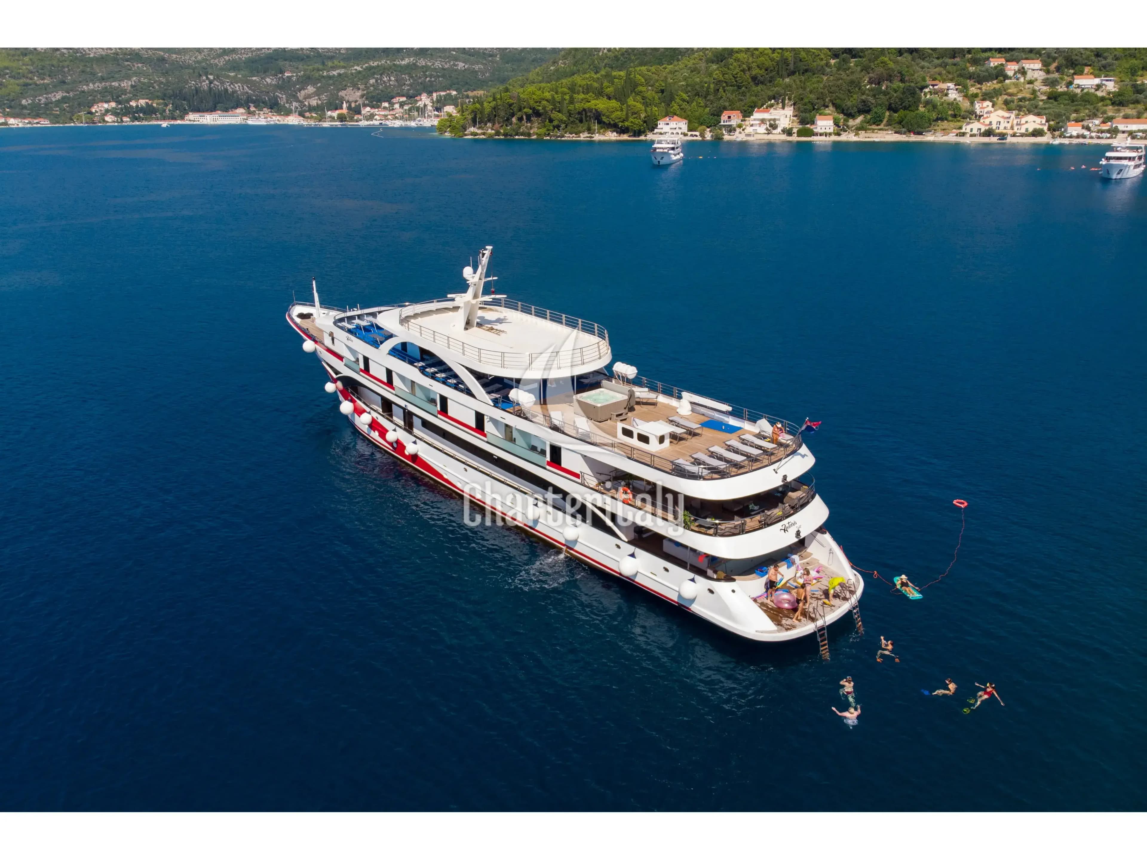 Luxury Motor Yacht - Antaris - 1