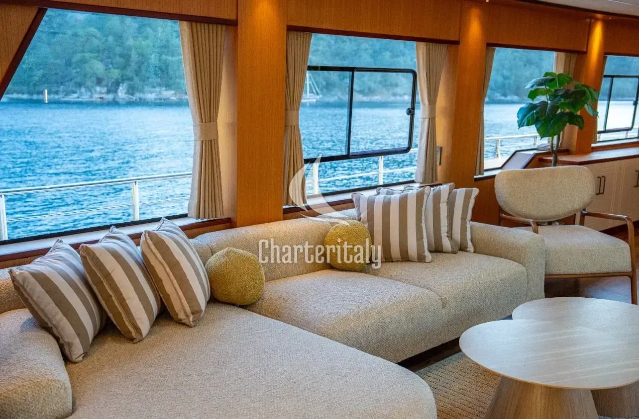Motoryacht - Lila Trawler - 35