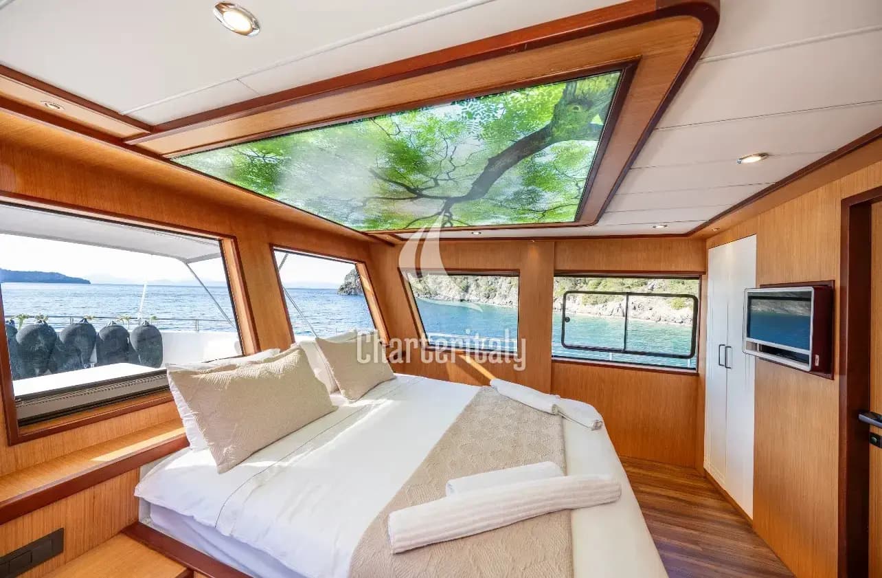 Motoryacht - Lila Trawler - 32